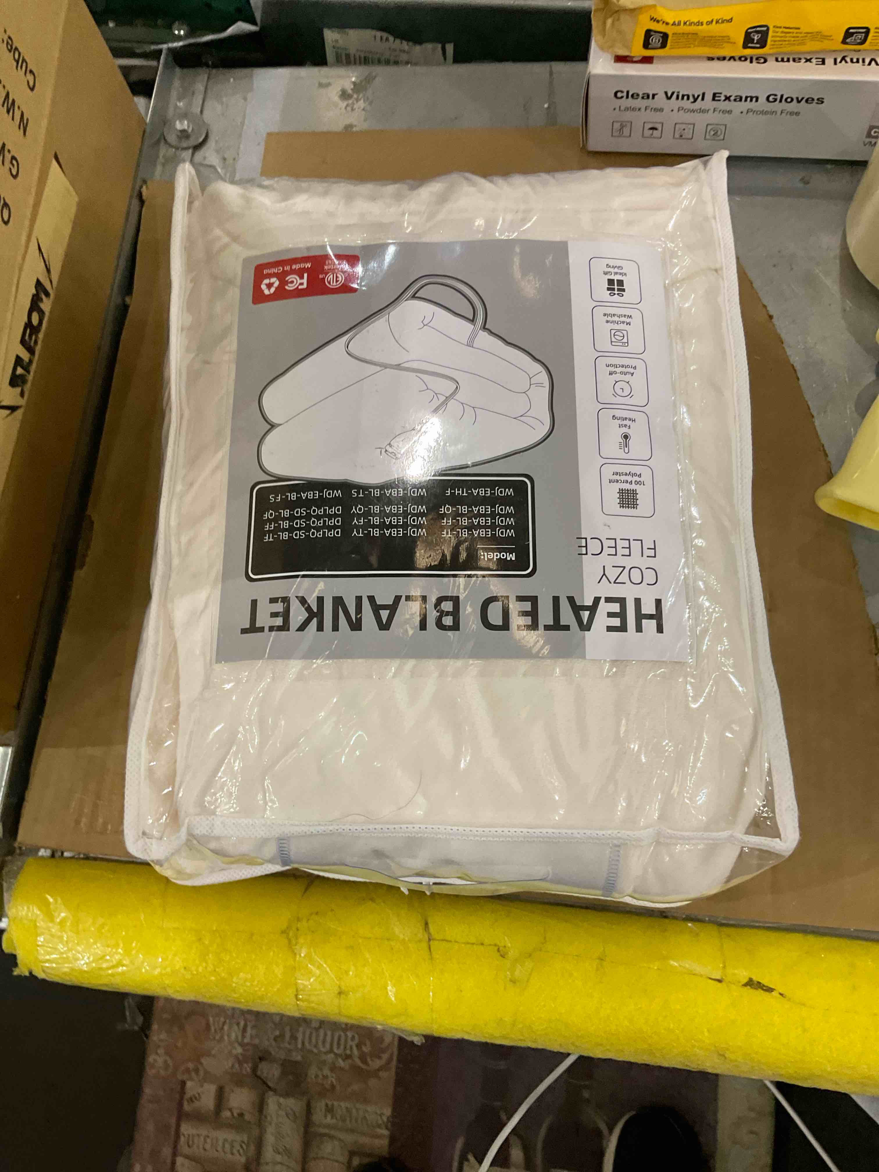 https://s3.amazonaws.com/lotting-images-prod/bidfta/EXS00846821_1704902879355.jpeg