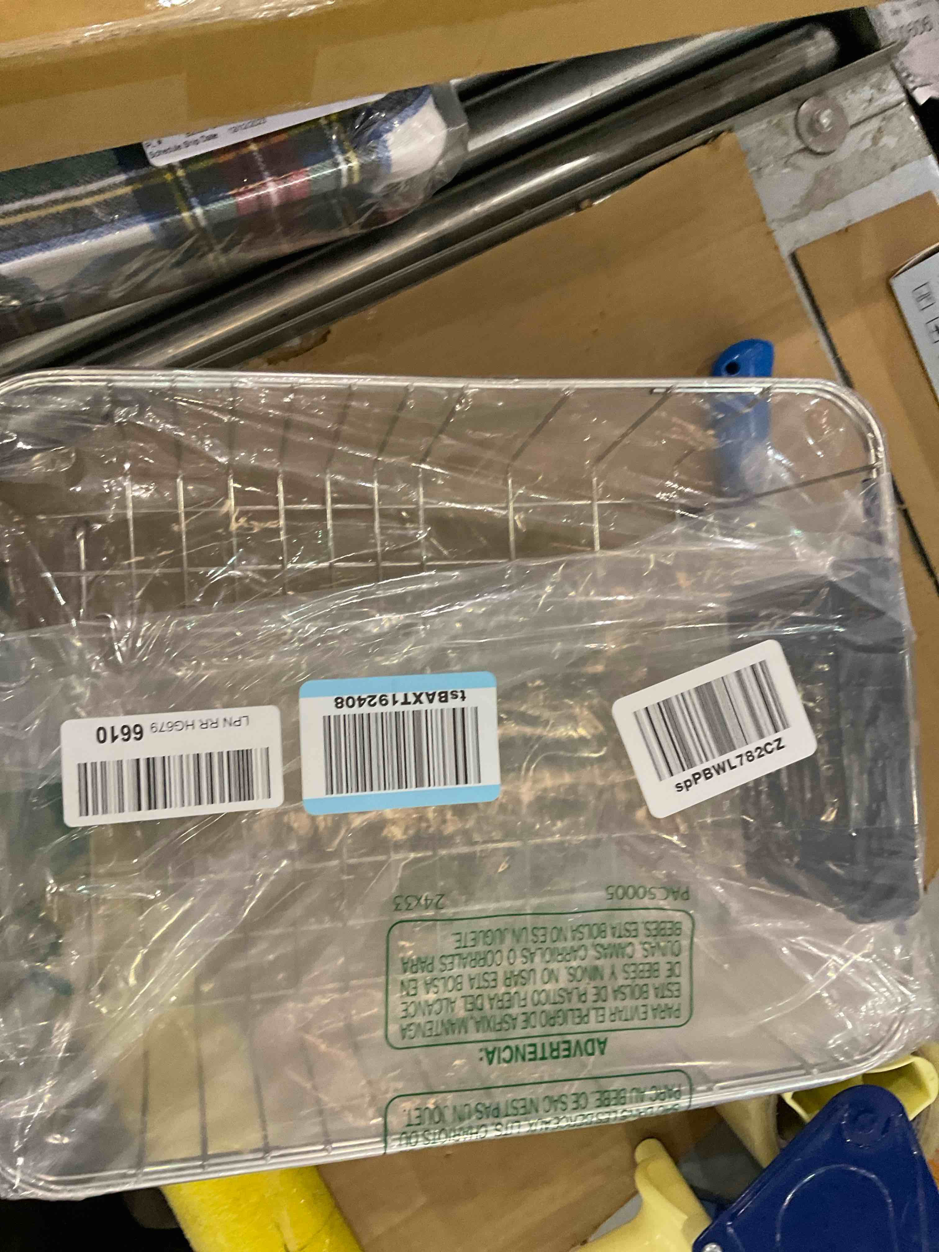https://s3.amazonaws.com/lotting-images-prod/bidfta/EXS00846887_1704918799294.jpeg