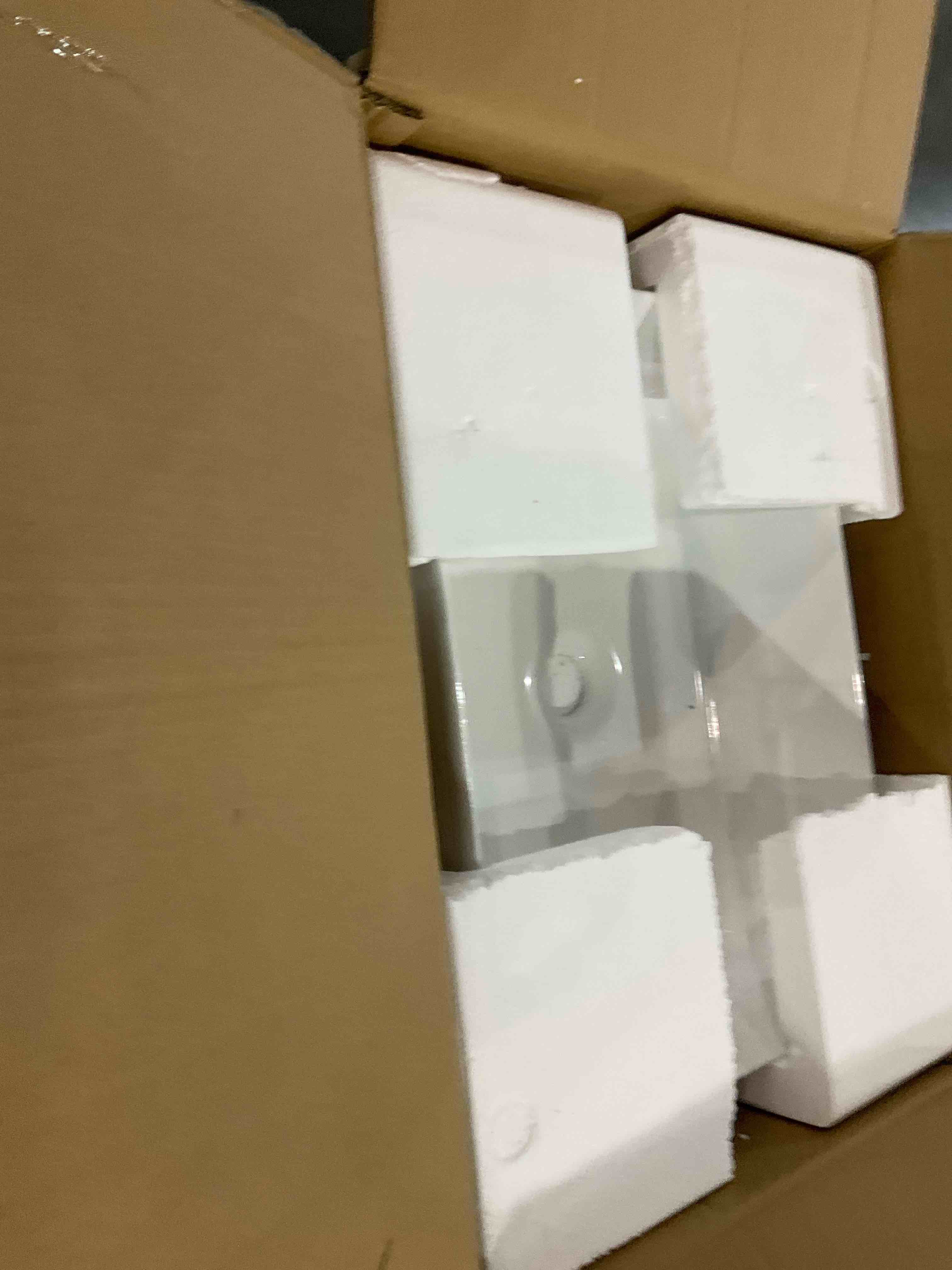 https://s3.amazonaws.com/lotting-images-prod/bidfta/EXS00847254_1704717738732.jpeg