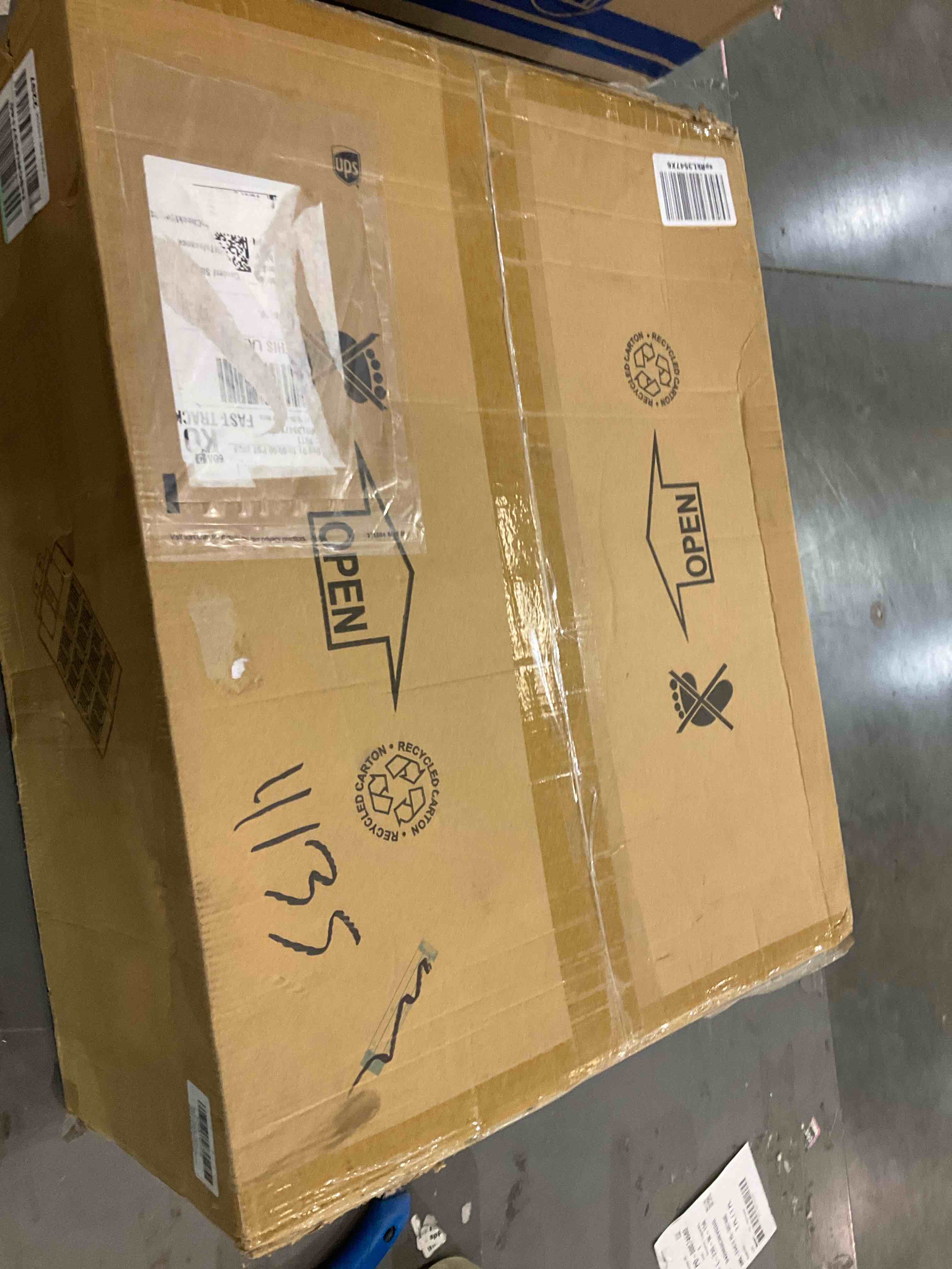 https://s3.amazonaws.com/lotting-images-prod/bidfta/EXS00847285_1704724873507.jpeg