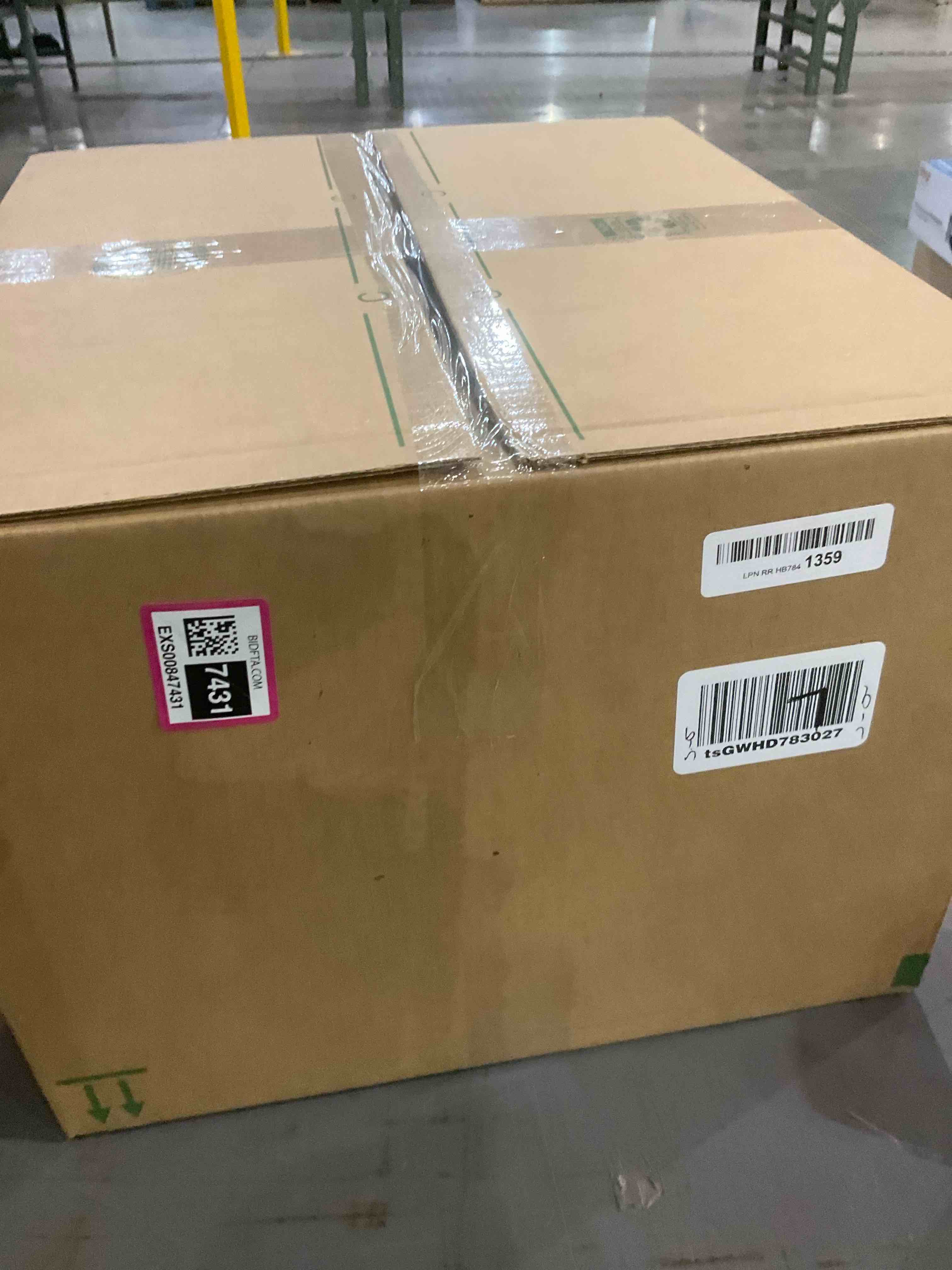 https://s3.amazonaws.com/lotting-images-prod/bidfta/EXS00847431_1704806533807.jpeg