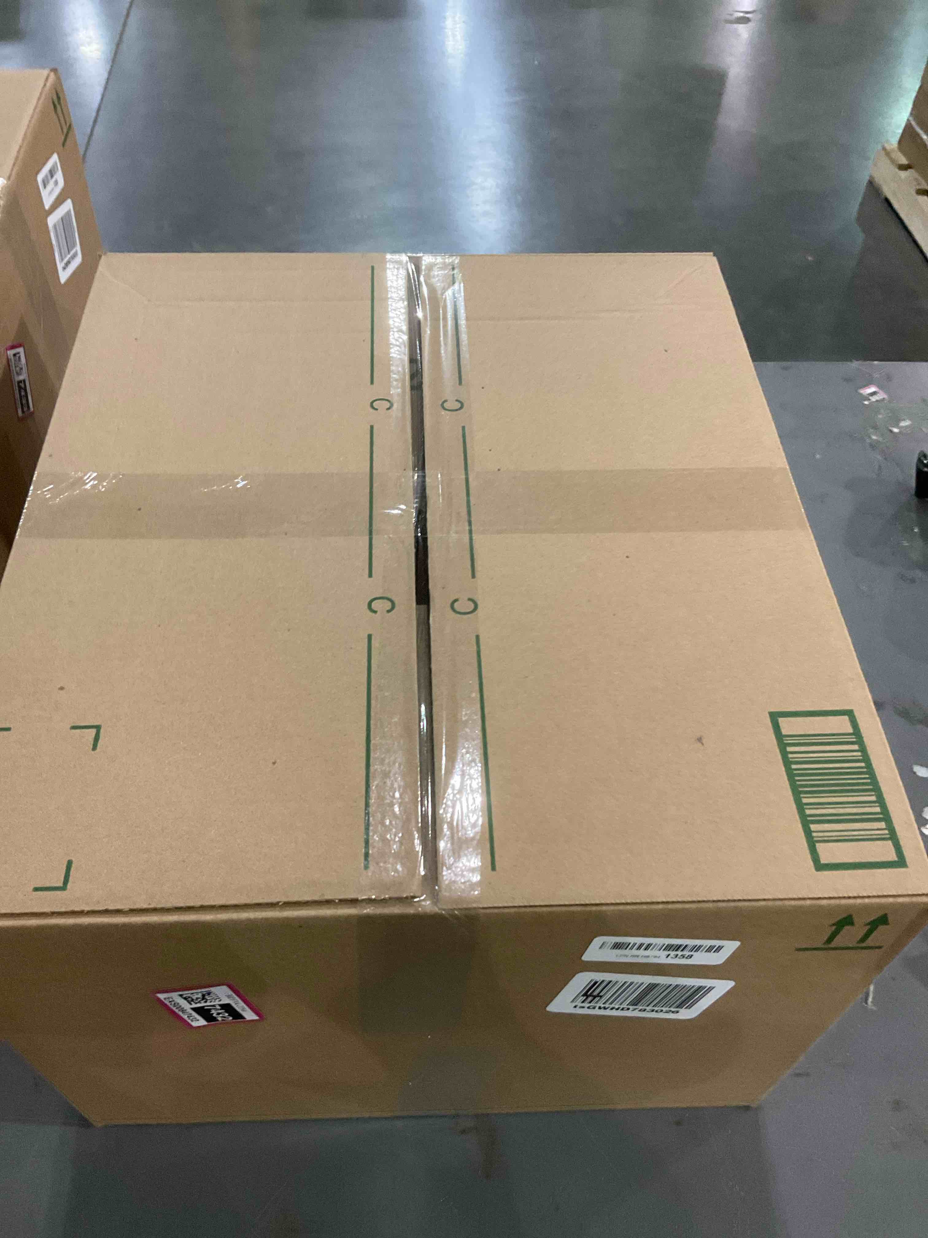https://s3.amazonaws.com/lotting-images-prod/bidfta/EXS00847432_1704806772266.jpeg