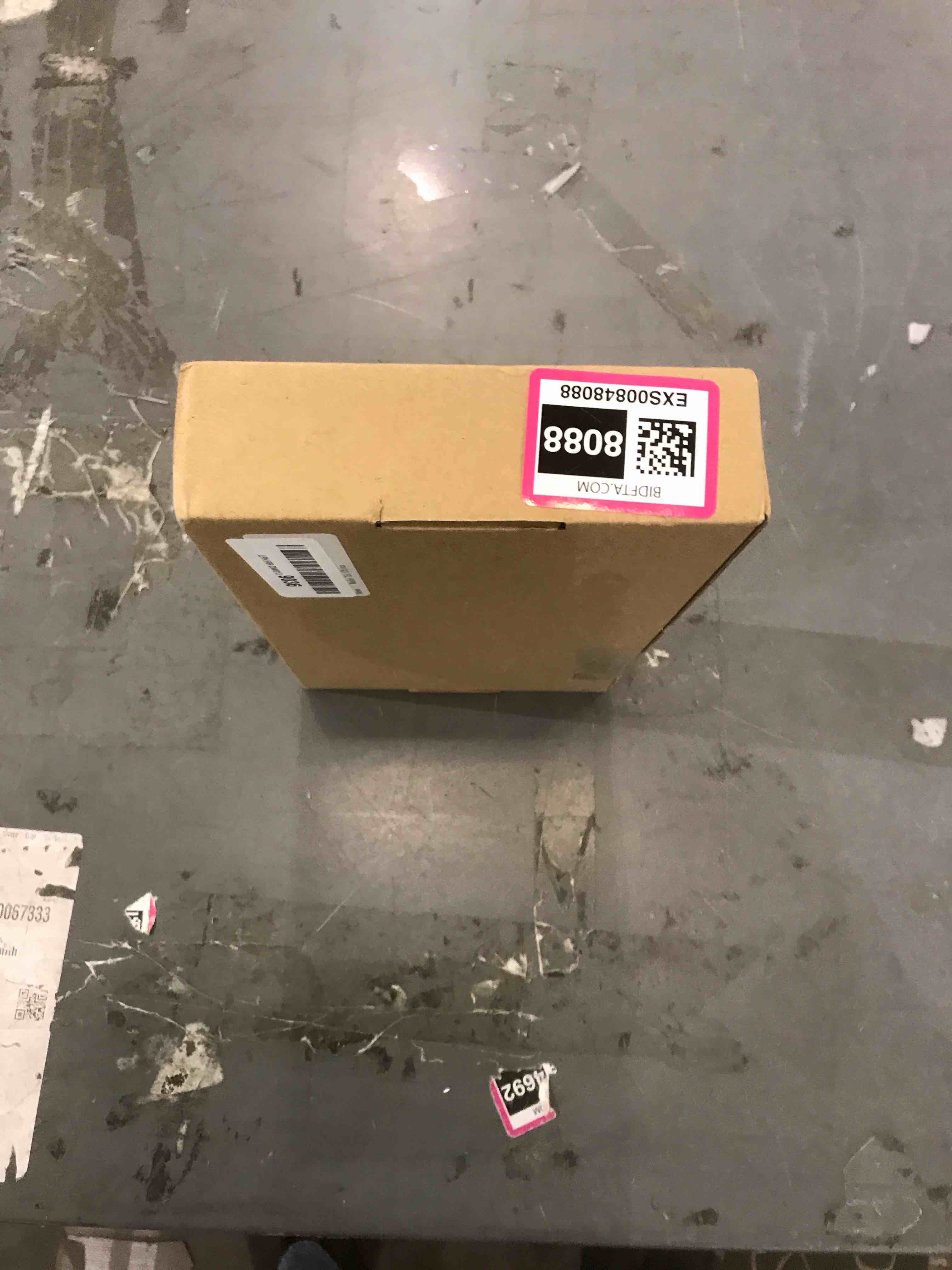 https://s3.amazonaws.com/lotting-images-prod/bidfta/EXS00848088_1698935954227.jpeg