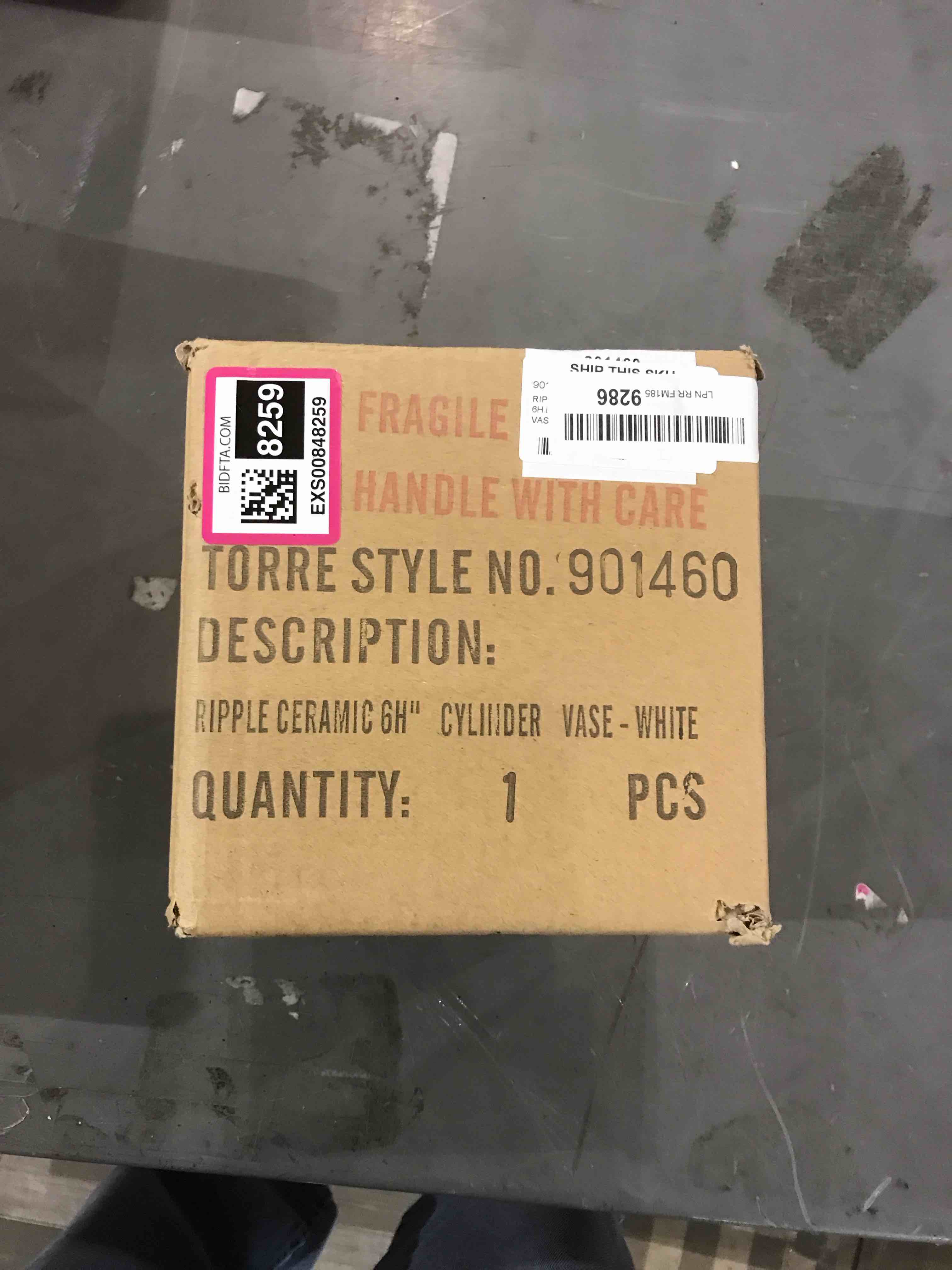 https://s3.amazonaws.com/lotting-images-prod/bidfta/EXS00848259_1699017845105.jpeg