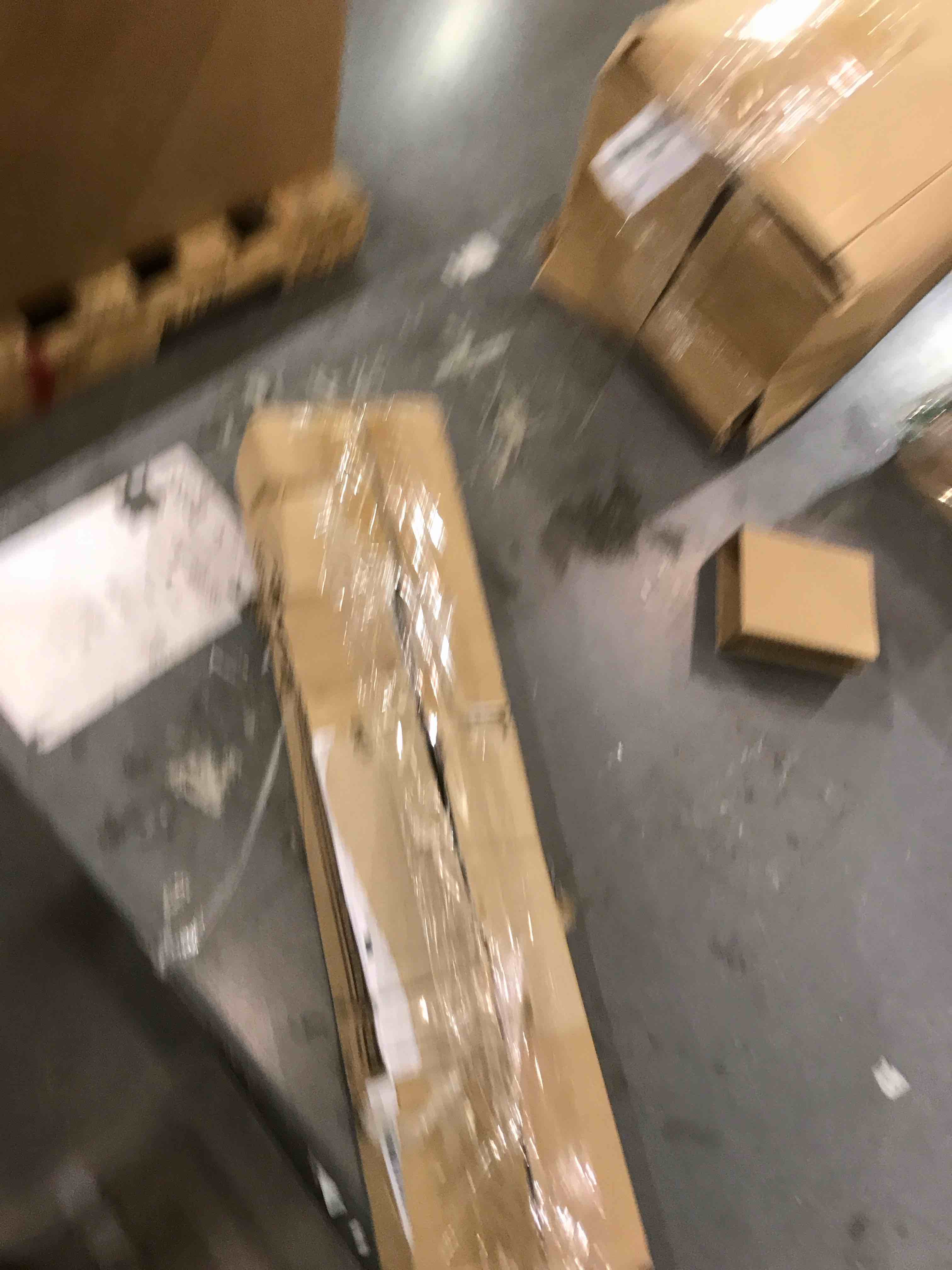 https://s3.amazonaws.com/lotting-images-prod/bidfta/EXS00848268_1699018898444.jpeg