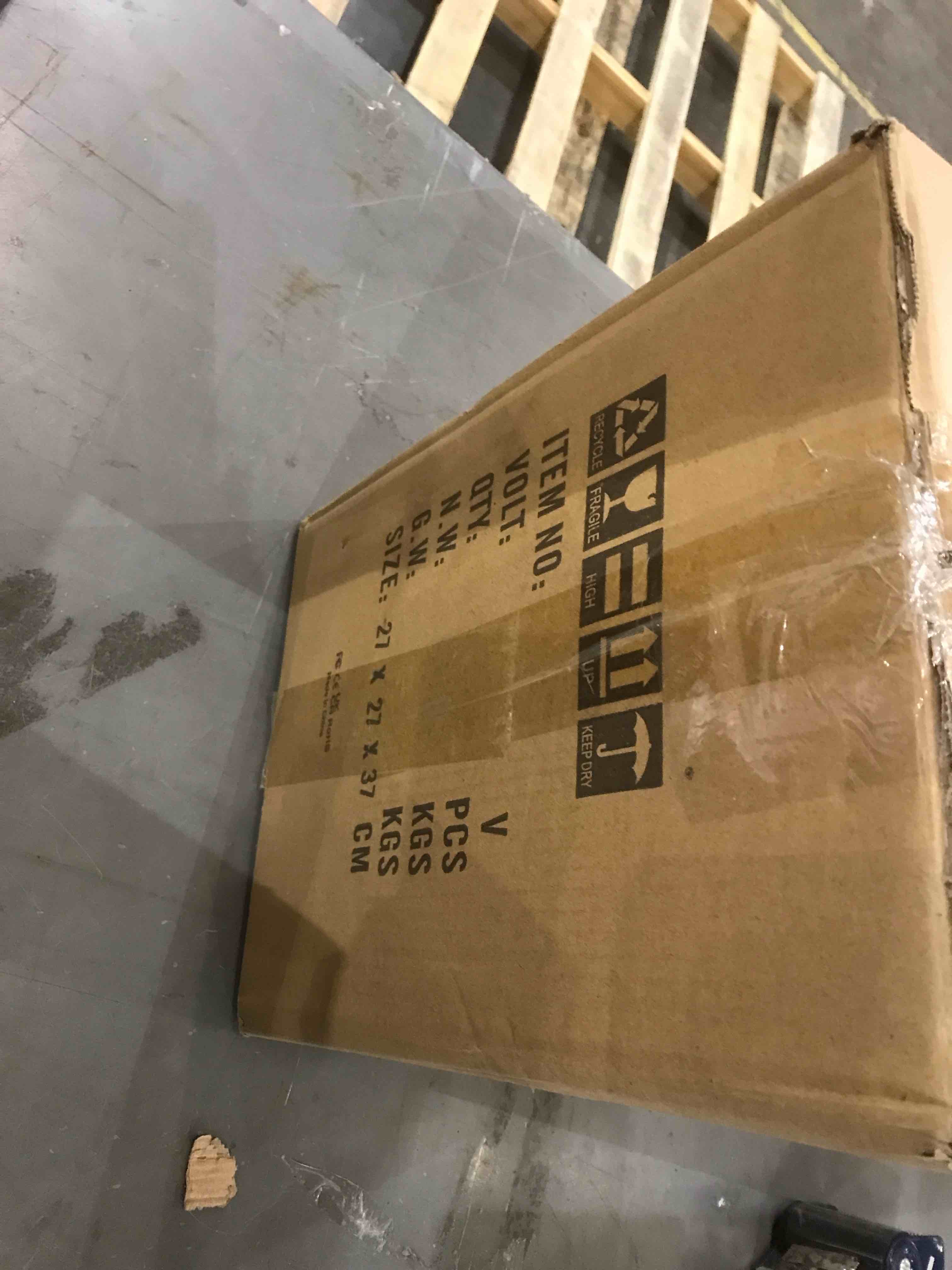 https://s3.amazonaws.com/lotting-images-prod/bidfta/EXS00848281_1699021182045.jpeg