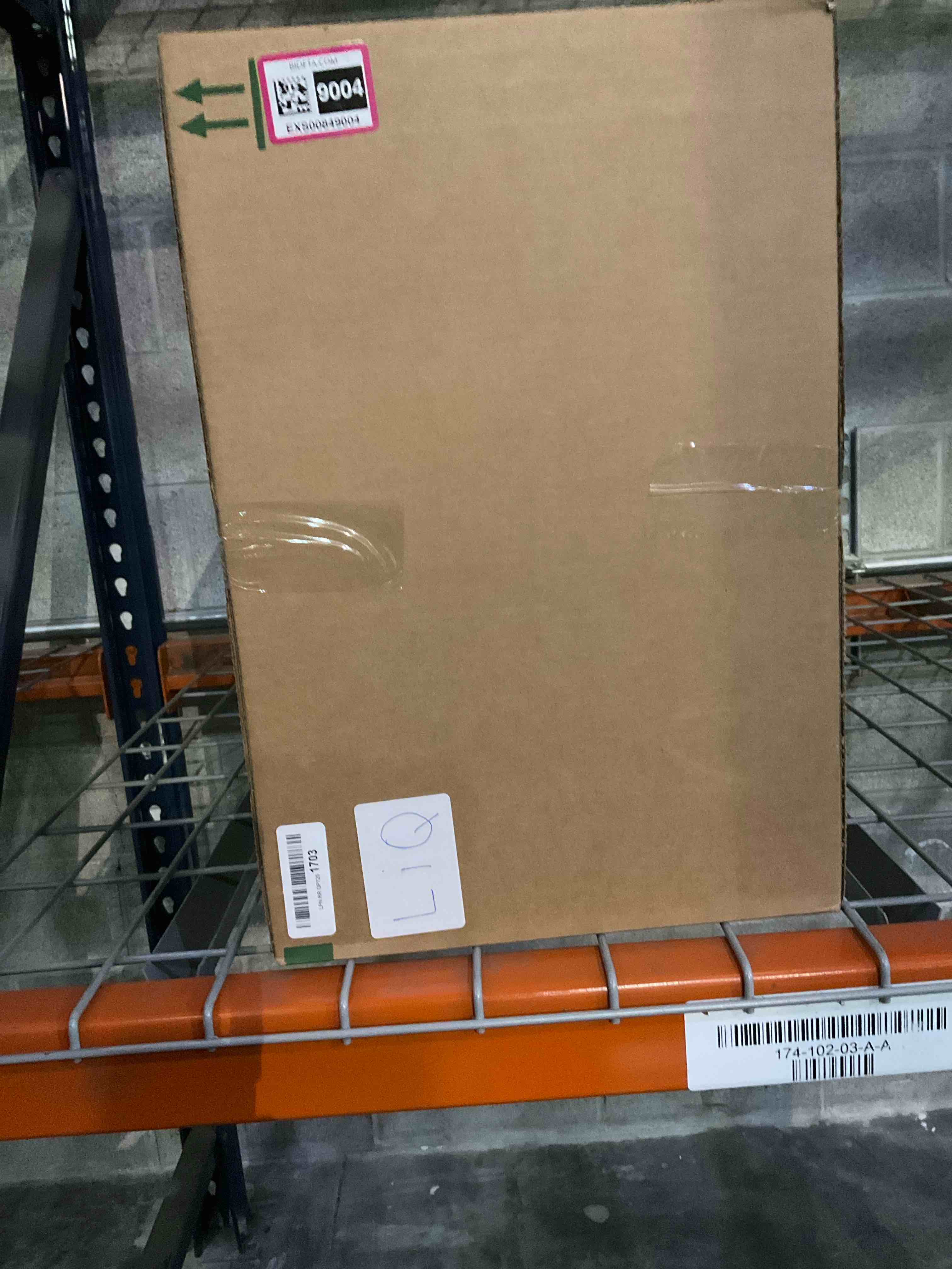 https://s3.amazonaws.com/lotting-images-prod/bidfta/EXS00849004_1698929448977.jpeg