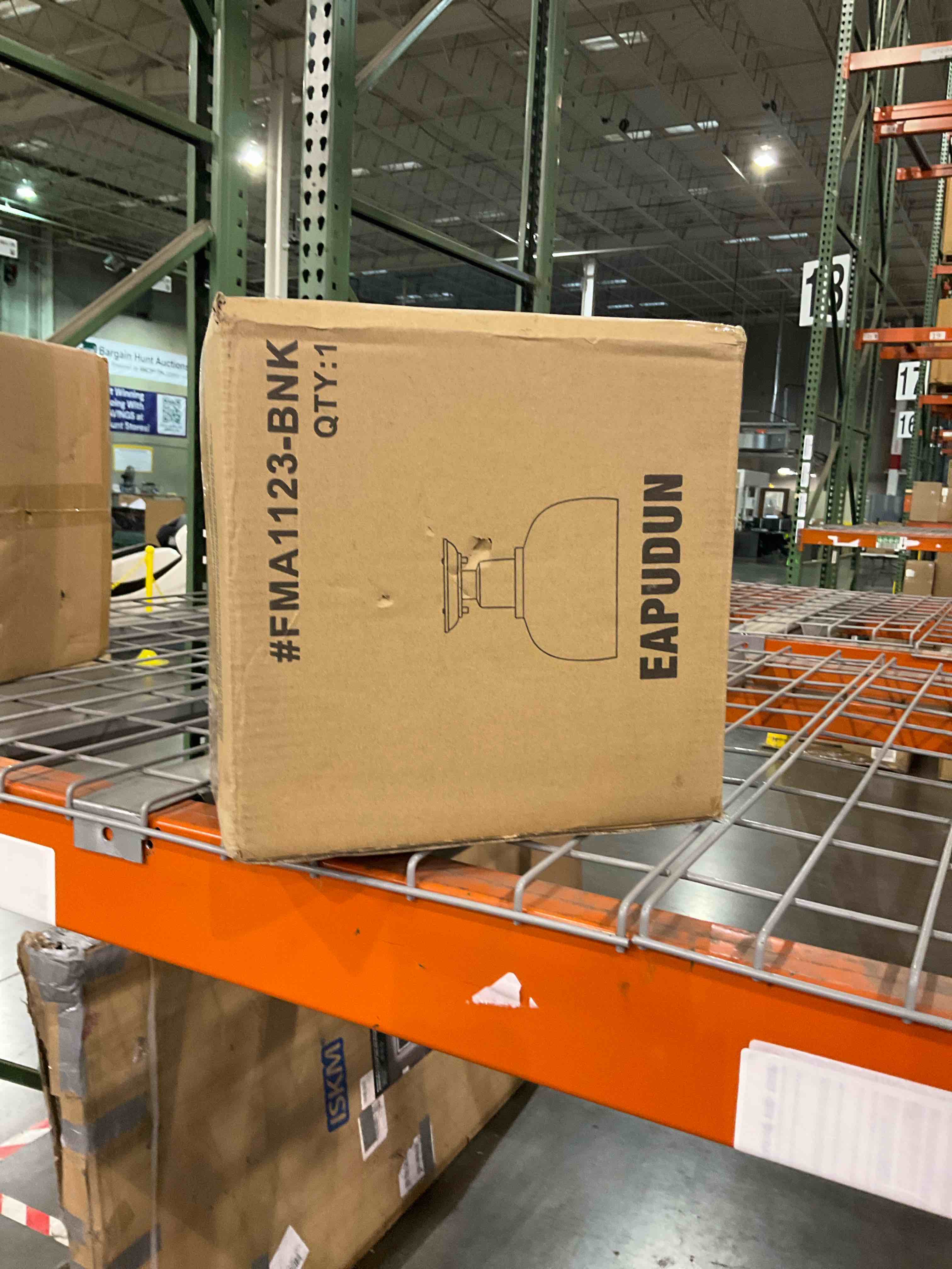 https://s3.amazonaws.com/lotting-images-prod/bidfta/EXS00849202_1700224787155.jpeg