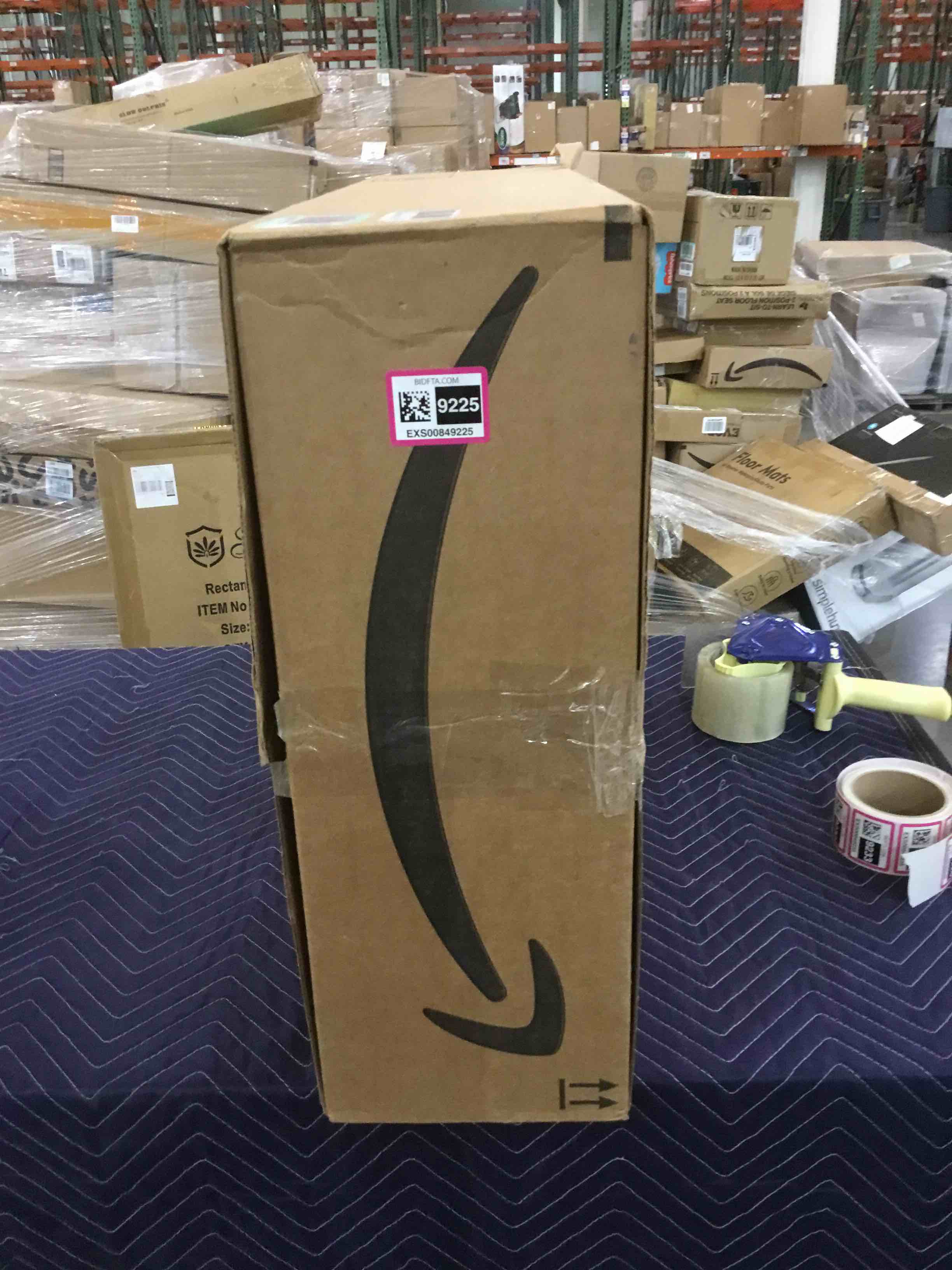 https://s3.amazonaws.com/lotting-images-prod/bidfta/EXS00849225_1701701822420.jpeg