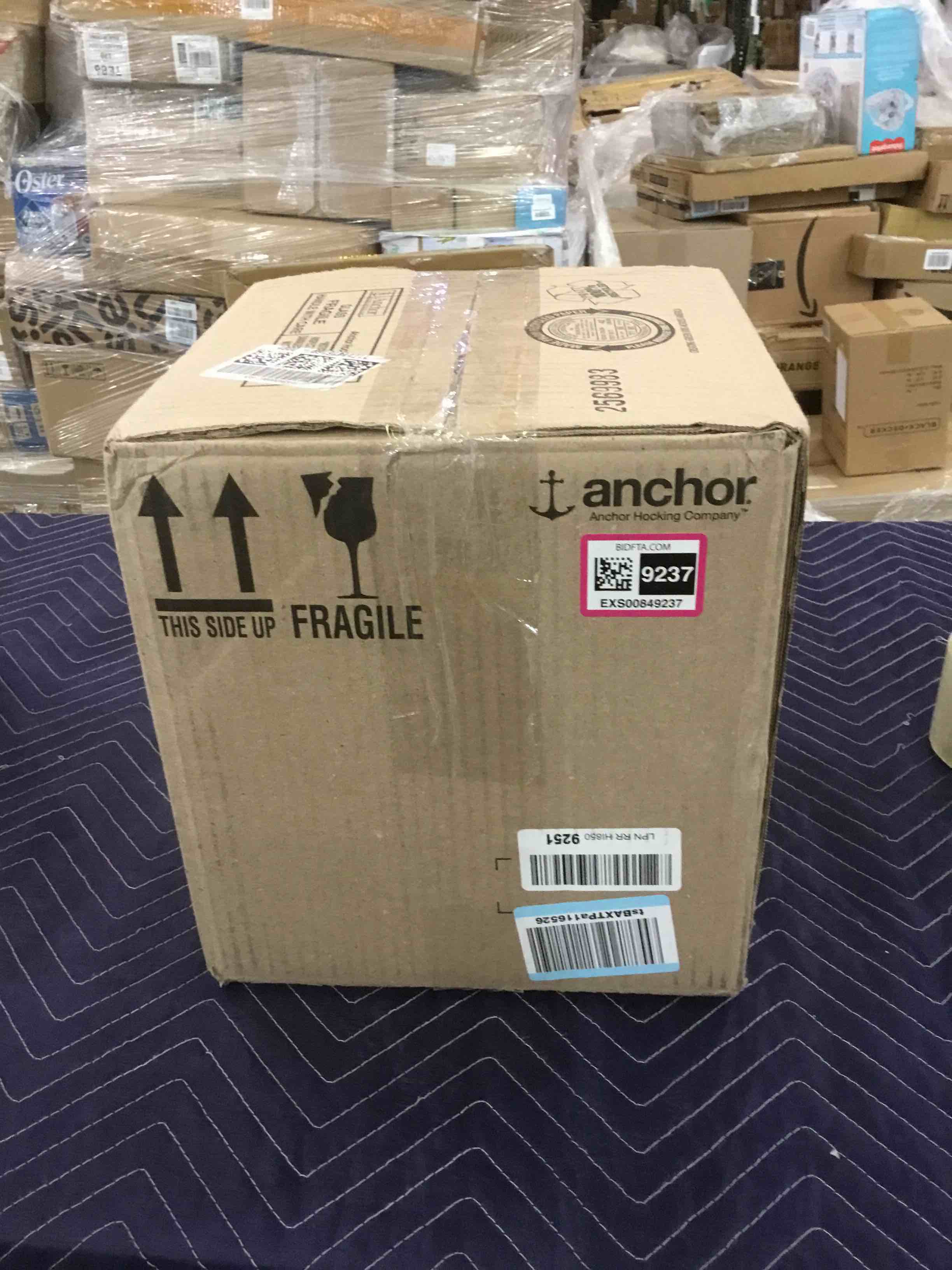 https://s3.amazonaws.com/lotting-images-prod/bidfta/EXS00849237_1701704758715.jpeg