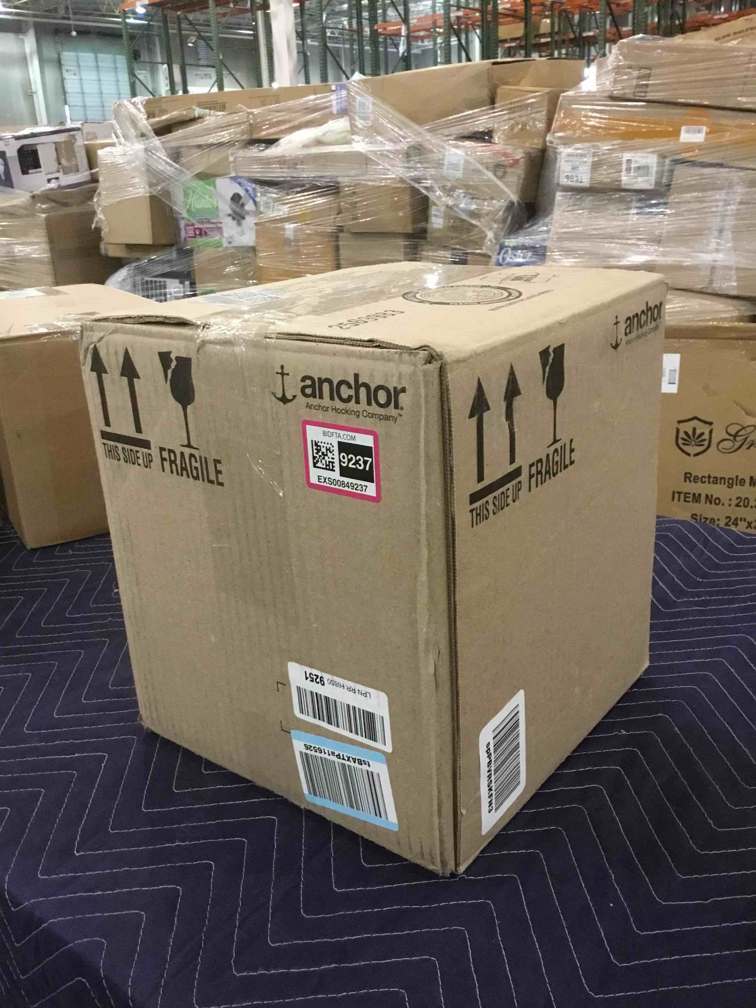 https://s3.amazonaws.com/lotting-images-prod/bidfta/EXS00849237_1701704770052.jpeg