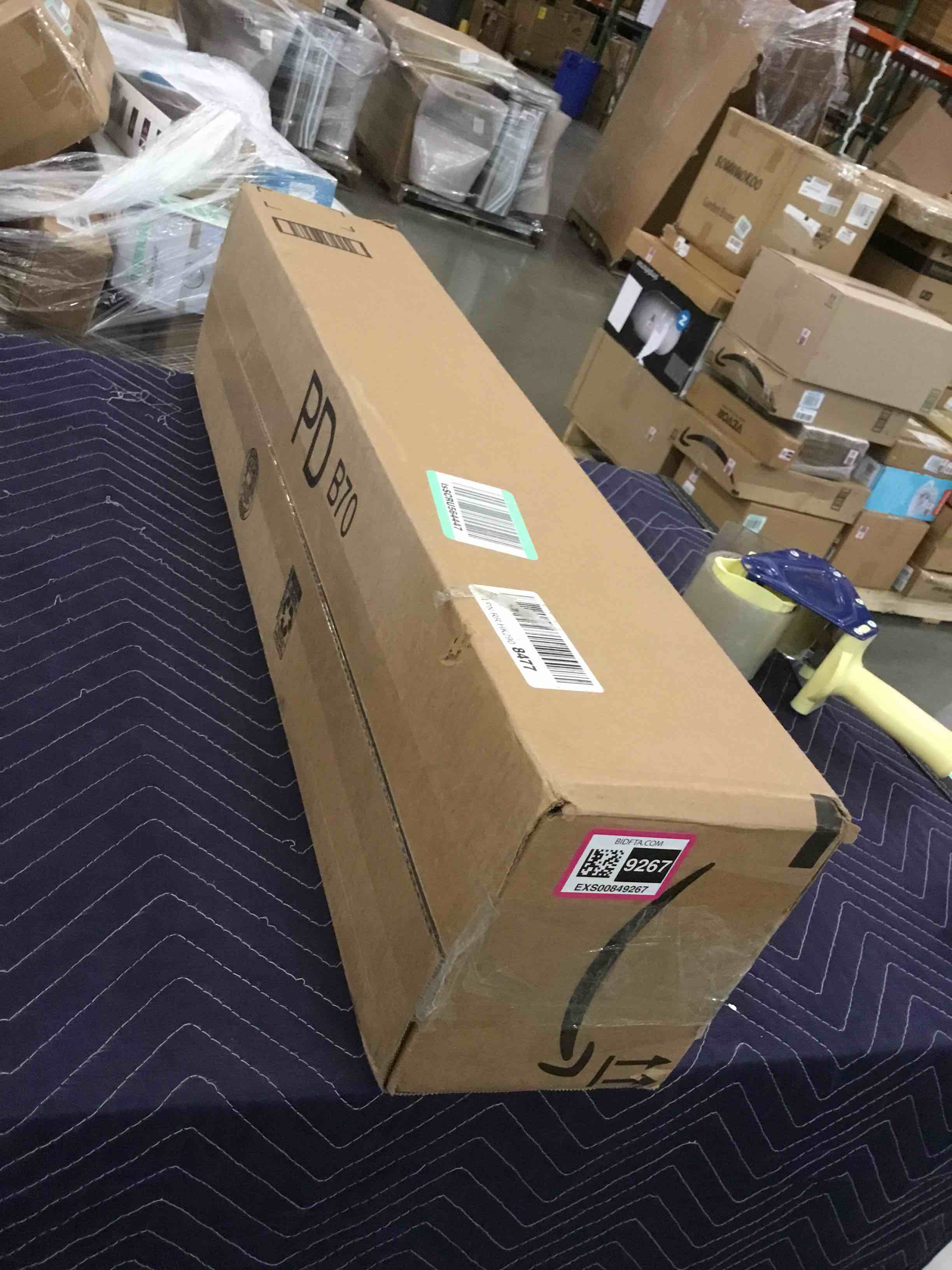 https://s3.amazonaws.com/lotting-images-prod/bidfta/EXS00849267_1701716091554.jpeg