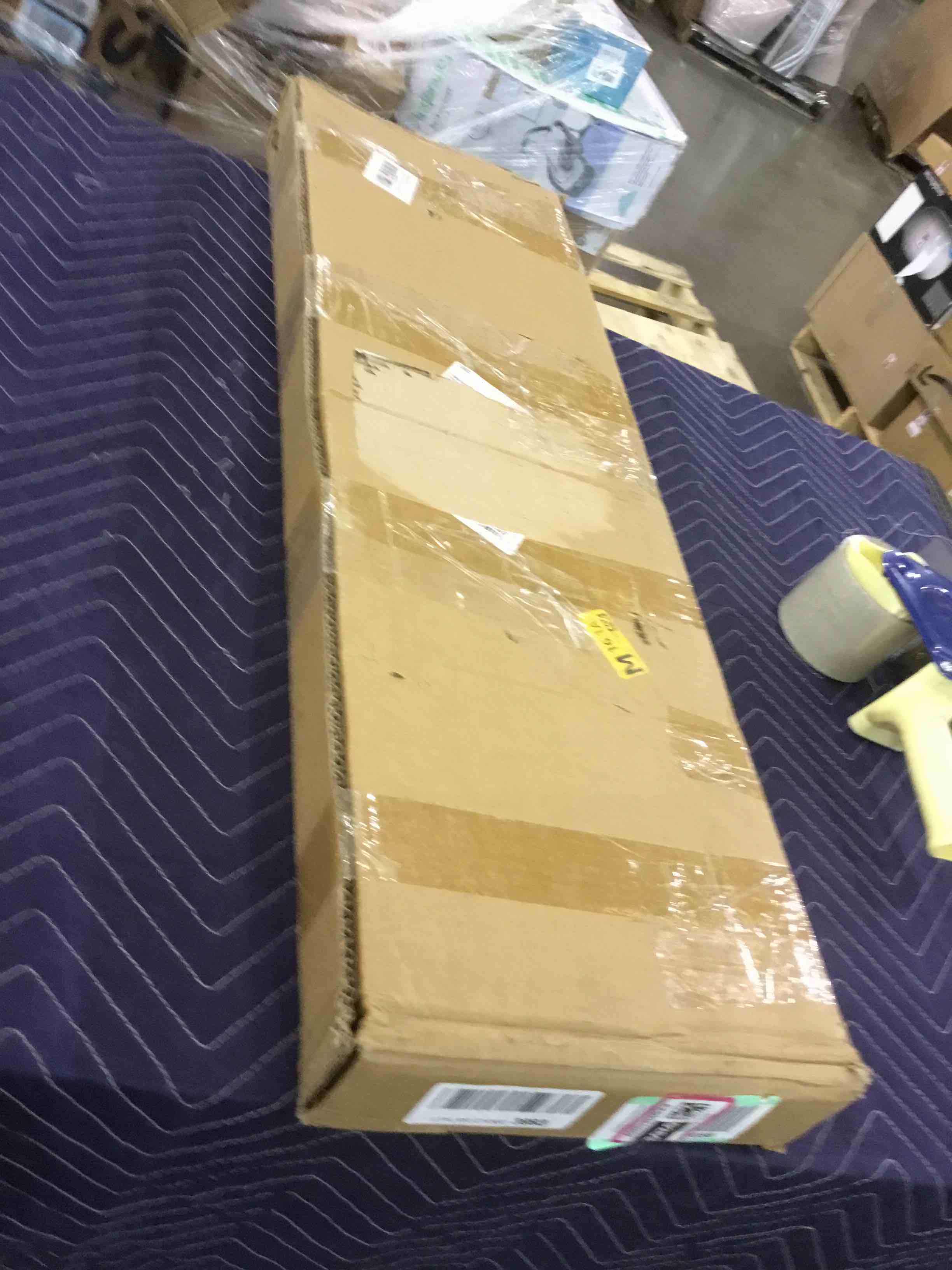 https://s3.amazonaws.com/lotting-images-prod/bidfta/EXS00849269_1701717851604.jpeg