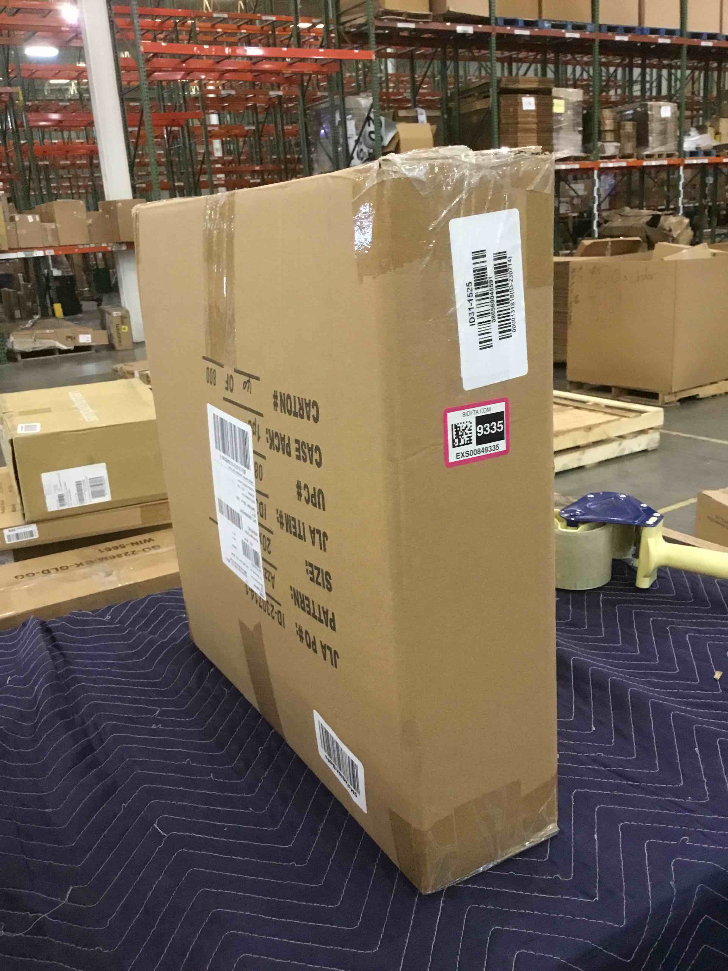 https://s3.amazonaws.com/lotting-images-prod/bidfta/EXS00849335_1701794343655.jpeg