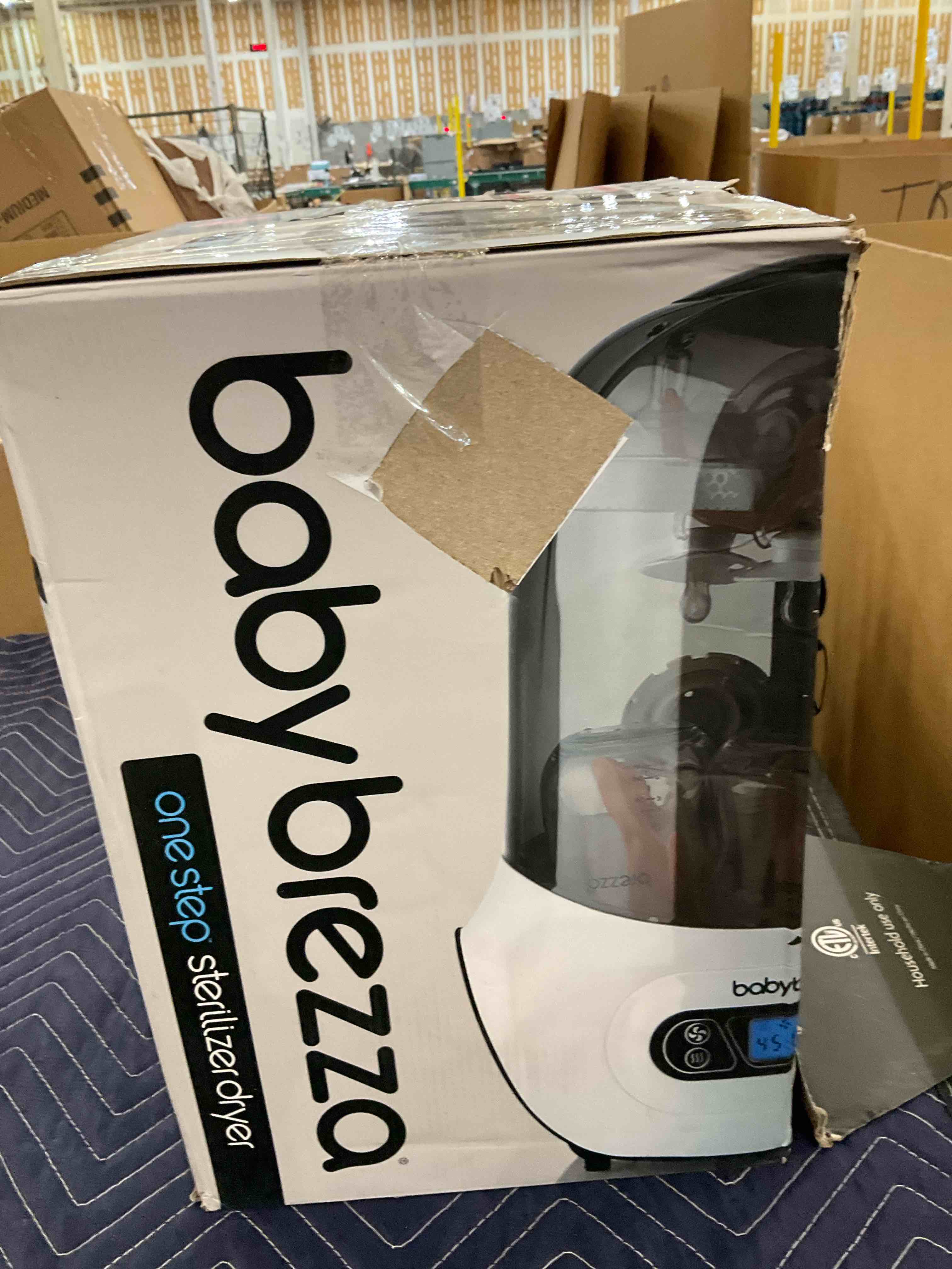 https://s3.amazonaws.com/lotting-images-prod/bidfta/EXS00849730_1699030271083.jpeg