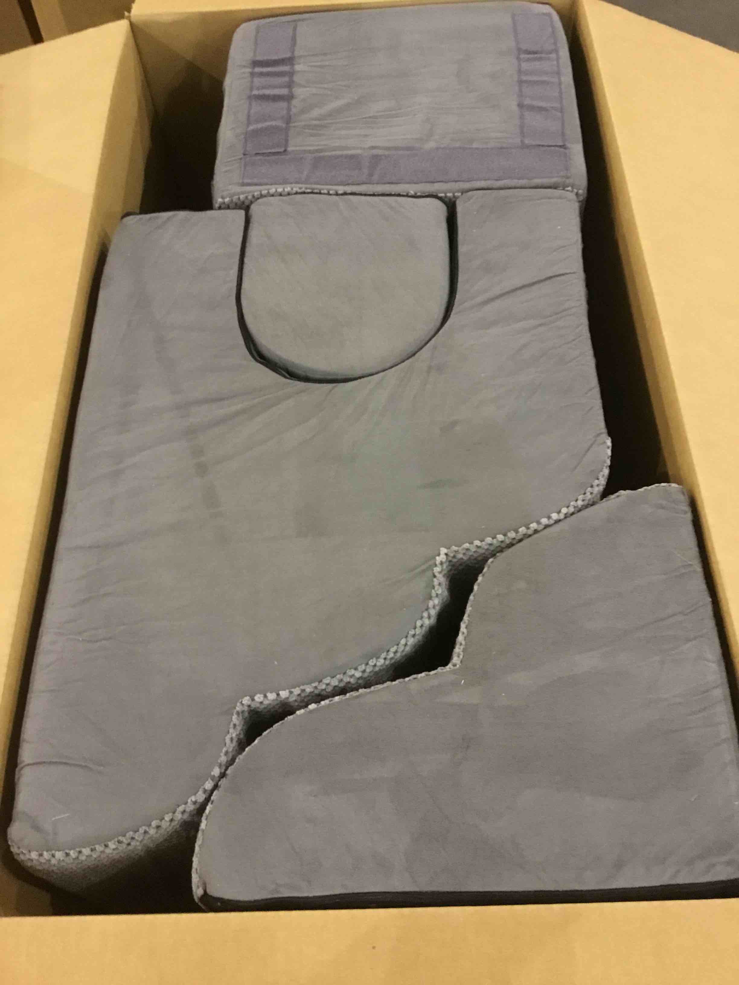https://s3.amazonaws.com/lotting-images-prod/bidfta/EXS00849910_1699541613189.jpeg
