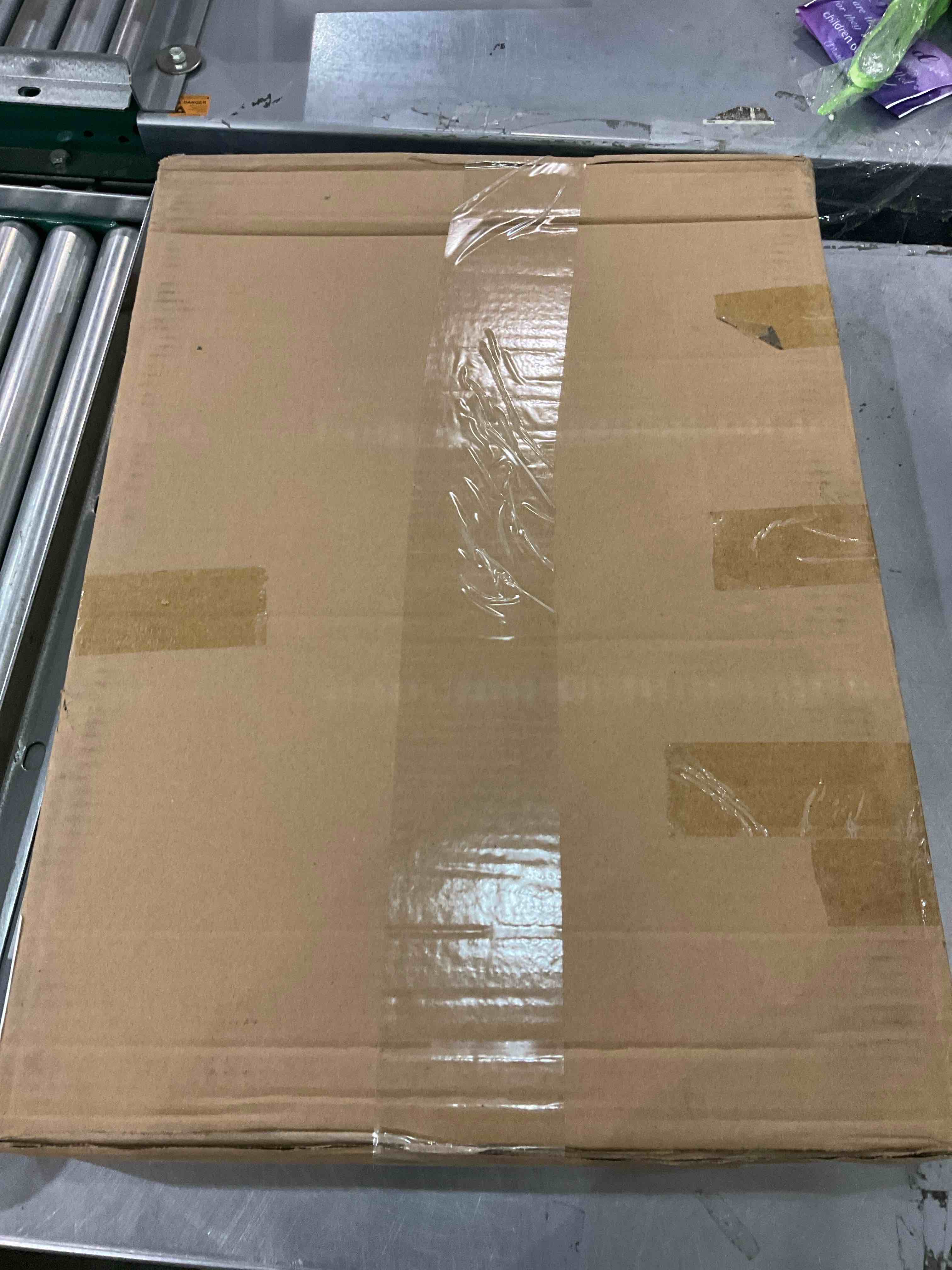 https://s3.amazonaws.com/lotting-images-prod/bidfta/EXS00850101_1704202597371.jpeg