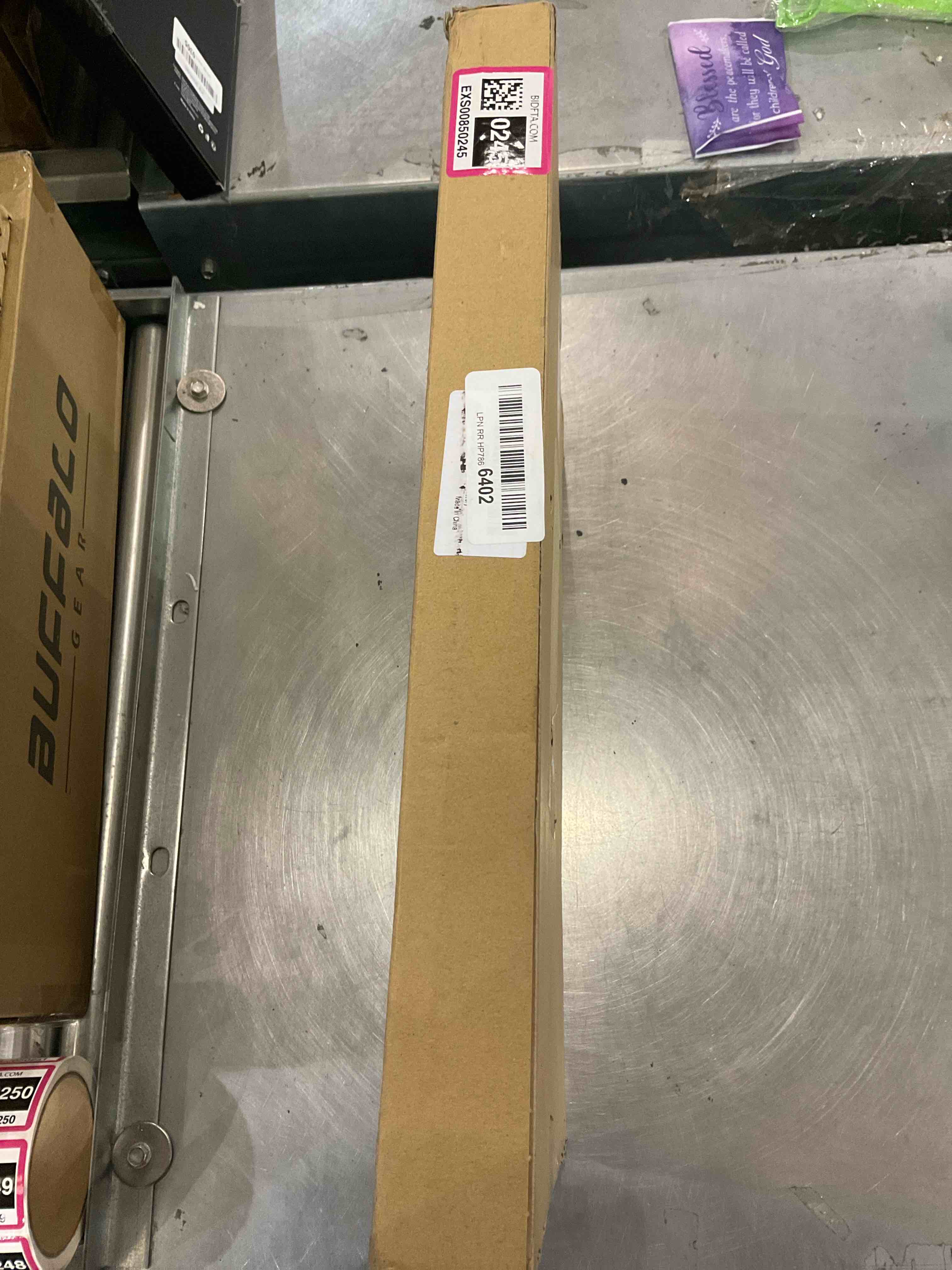 https://s3.amazonaws.com/lotting-images-prod/bidfta/EXS00850245_1704296642515.jpeg