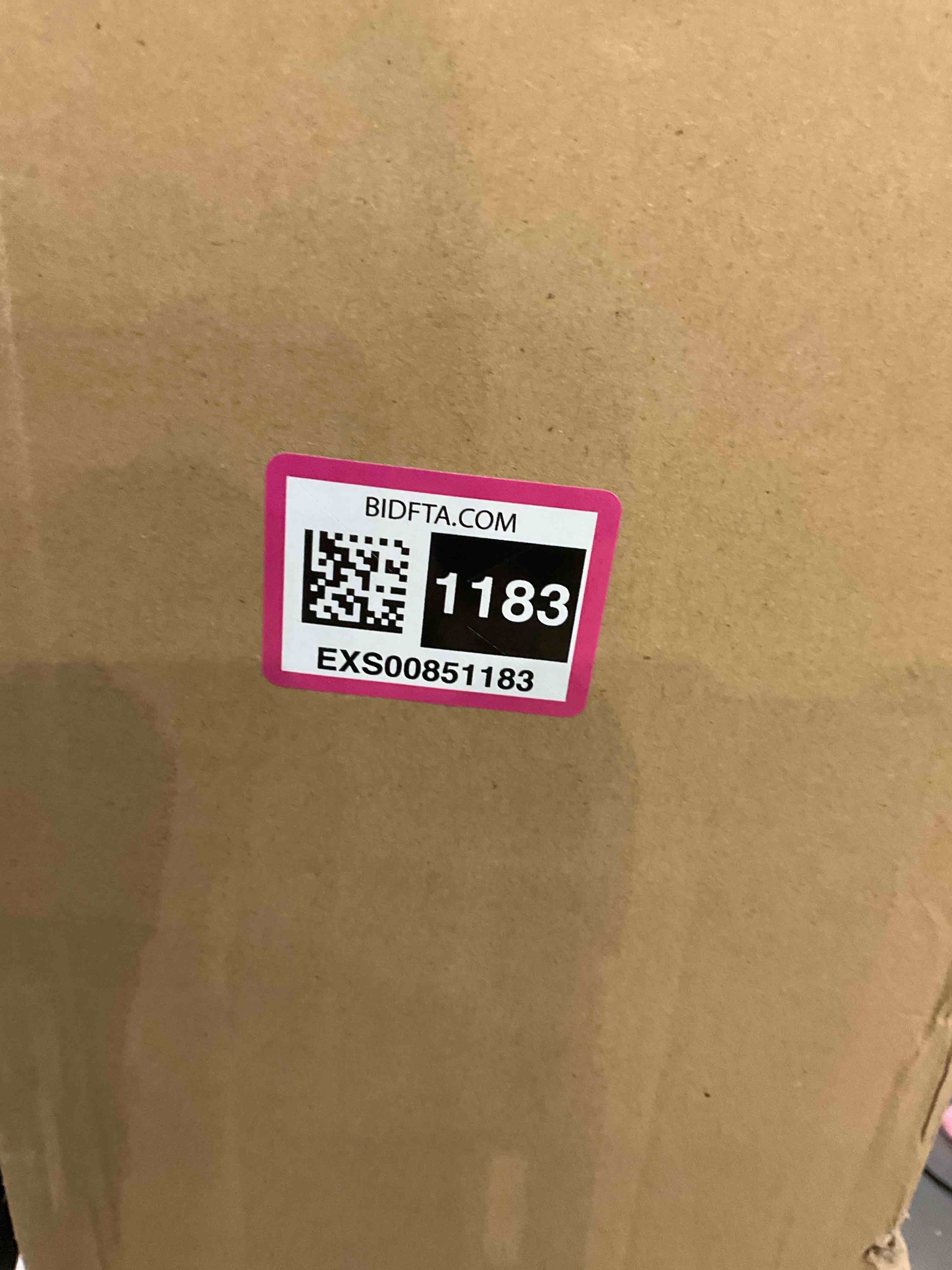 https://s3.amazonaws.com/lotting-images-prod/bidfta/EXS00851183_1703775679523.jpeg