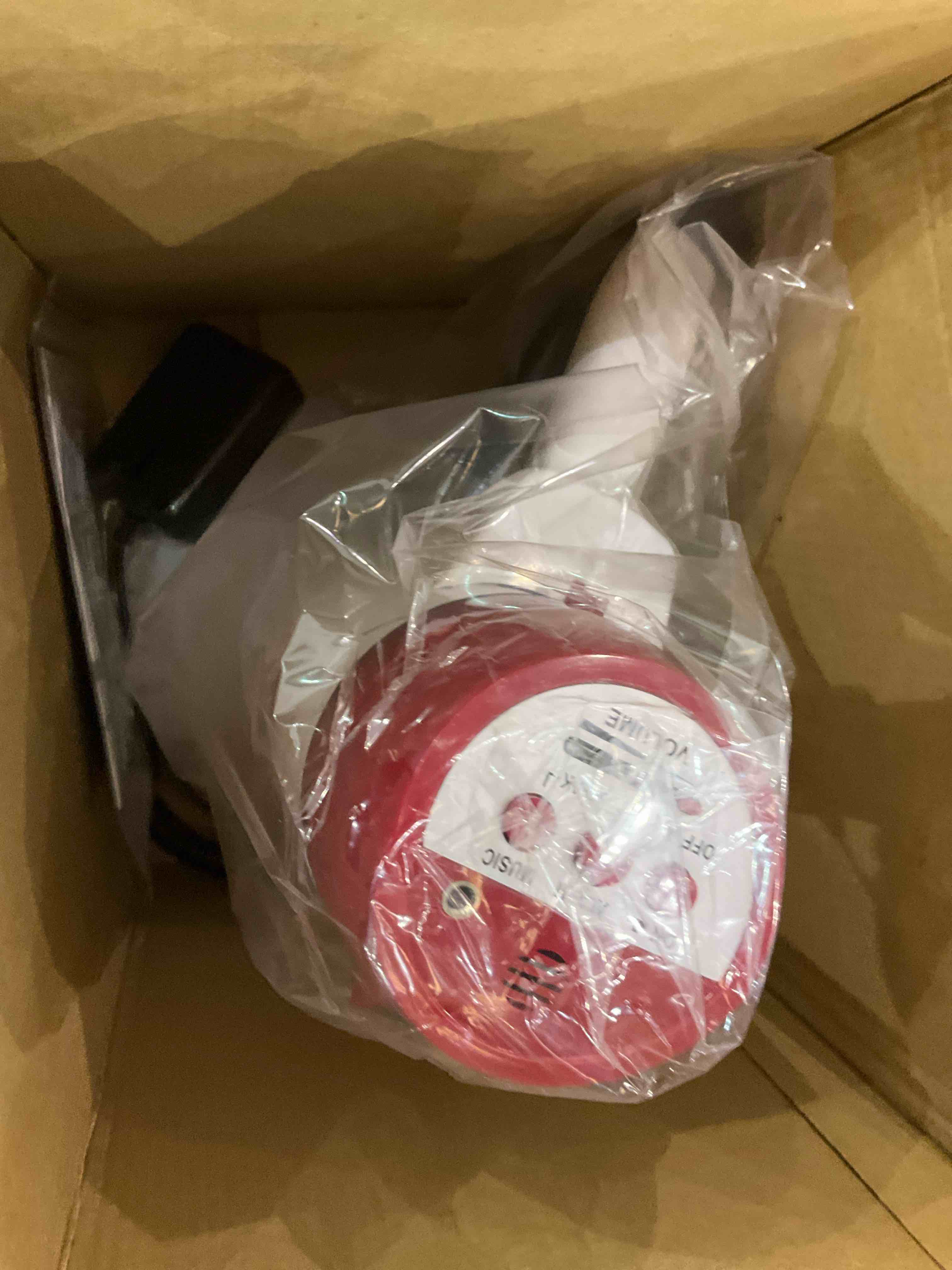 https://s3.amazonaws.com/lotting-images-prod/bidfta/EXS00851247_1703787256729.jpeg