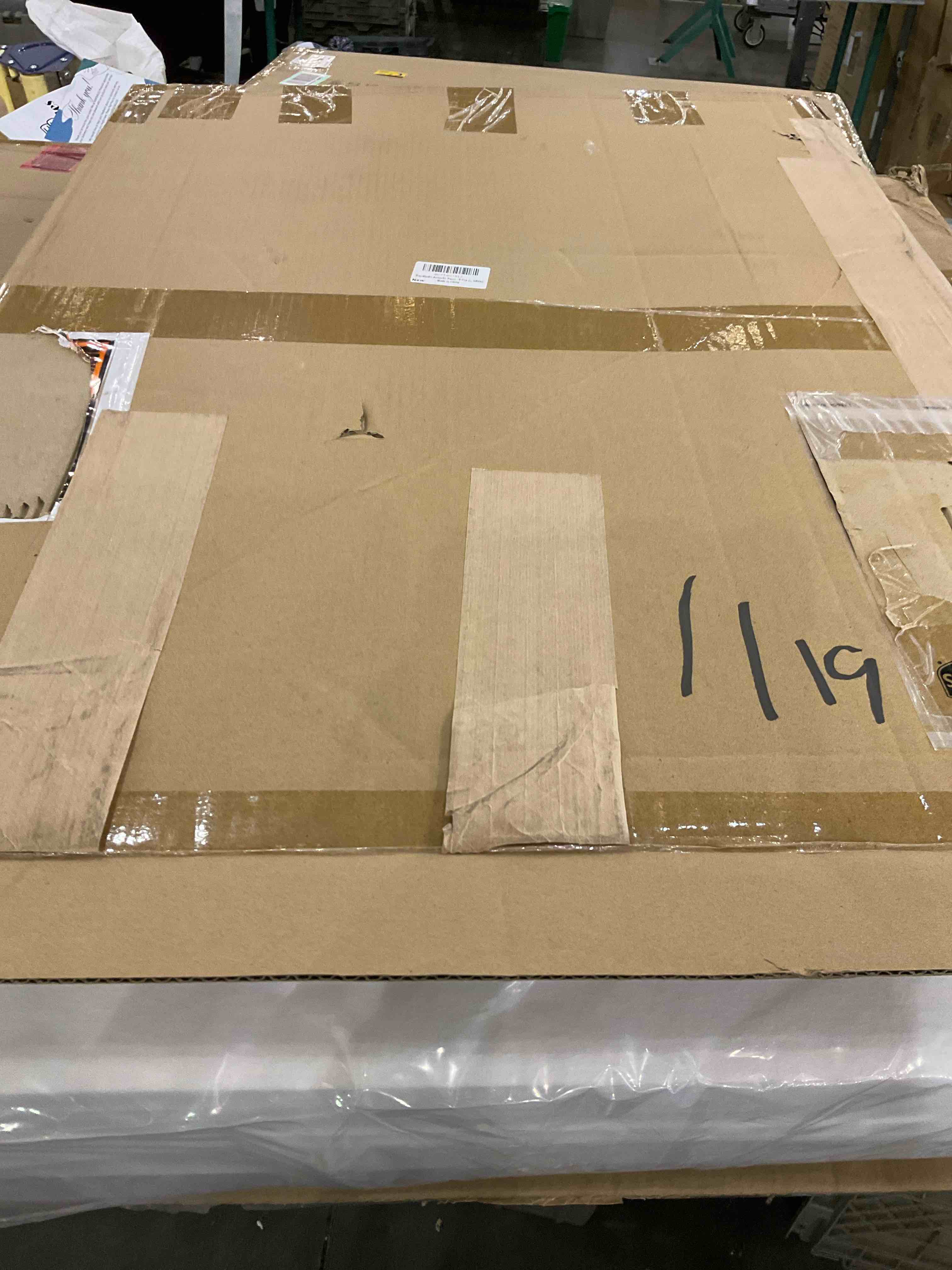 https://s3.amazonaws.com/lotting-images-prod/bidfta/EXS00851457_1704206460771.jpeg