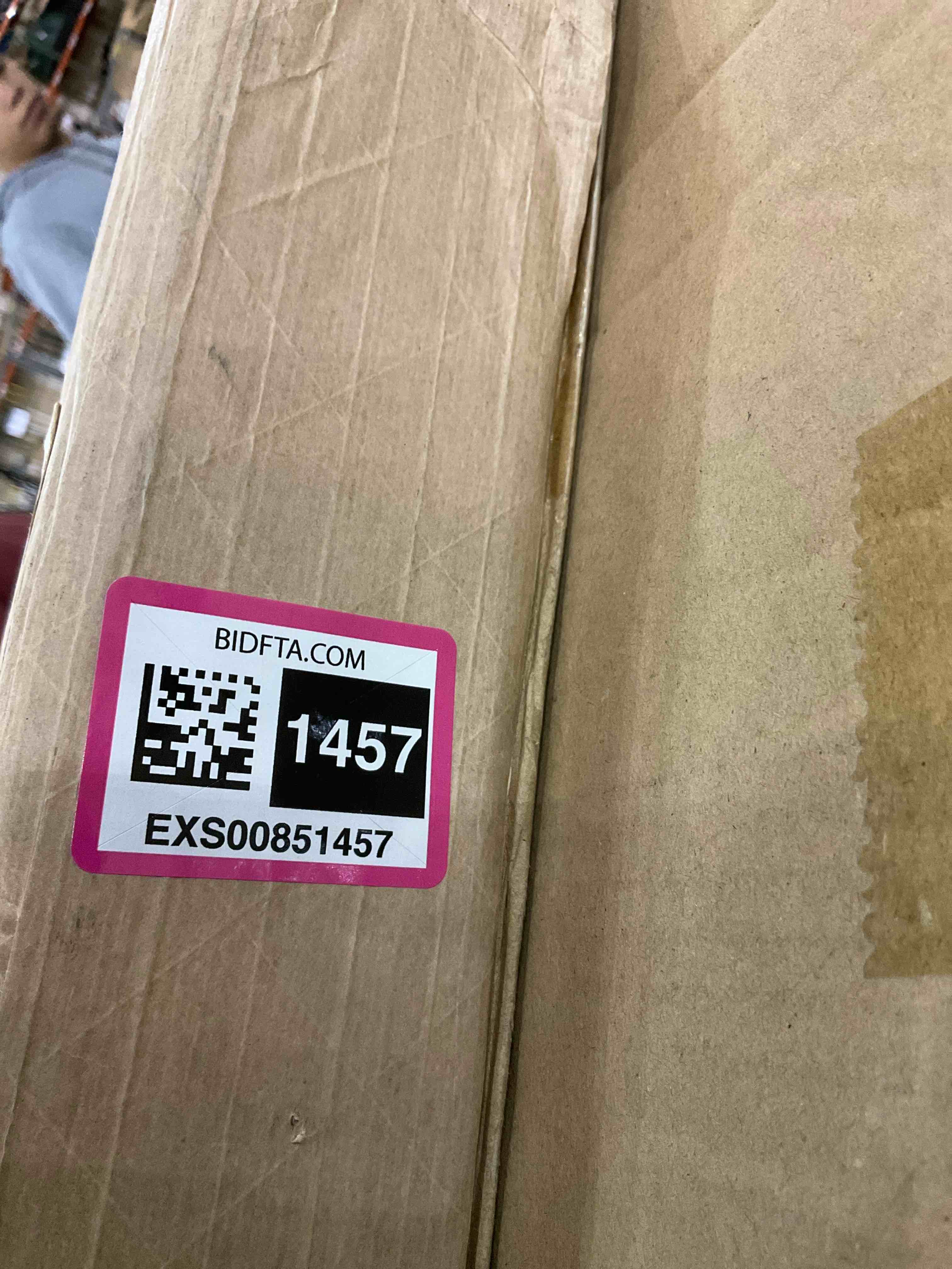 https://s3.amazonaws.com/lotting-images-prod/bidfta/EXS00851457_1704206654617.jpeg