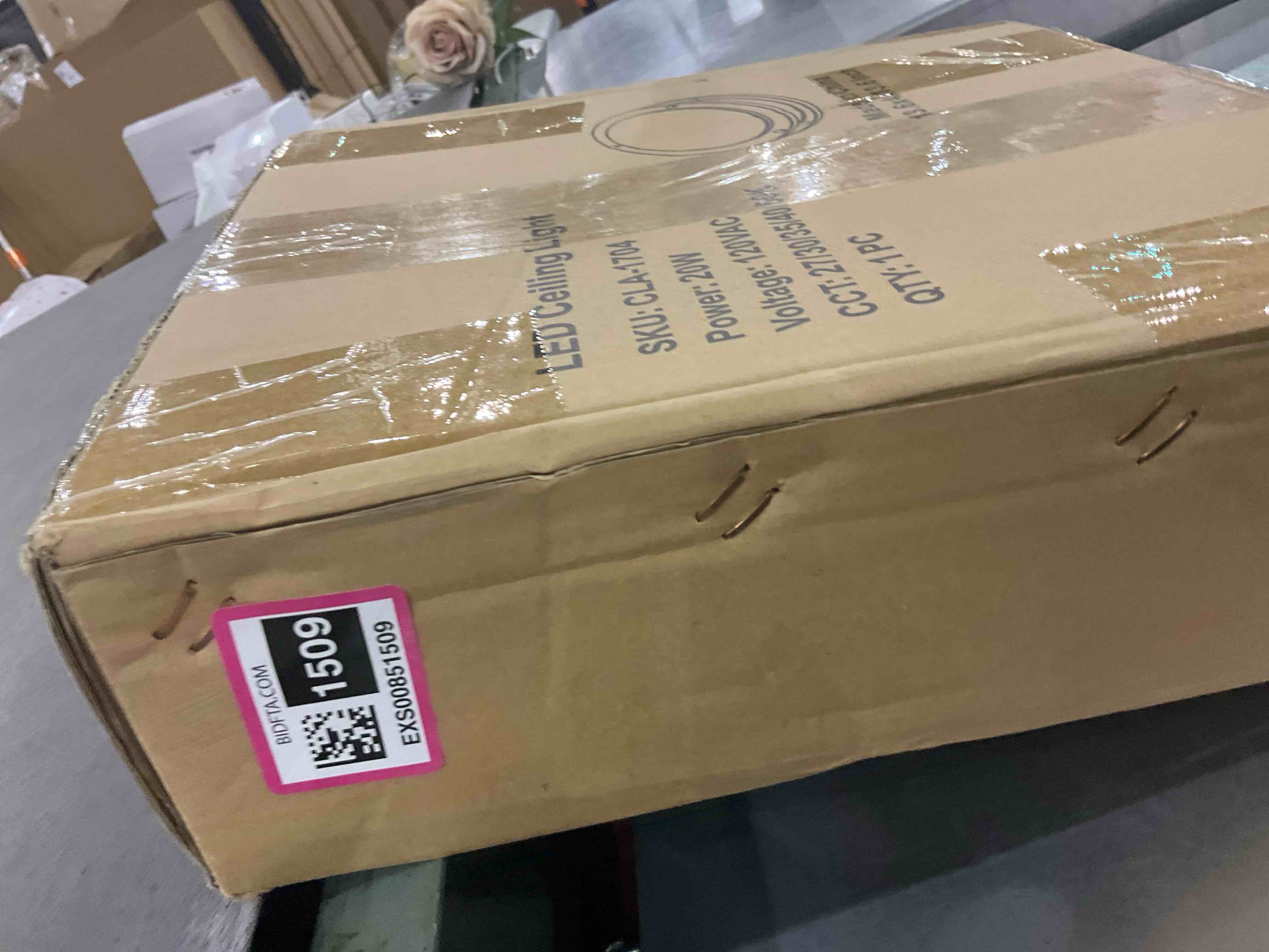 https://s3.amazonaws.com/lotting-images-prod/bidfta/EXS00851509_1704461932765.jpeg