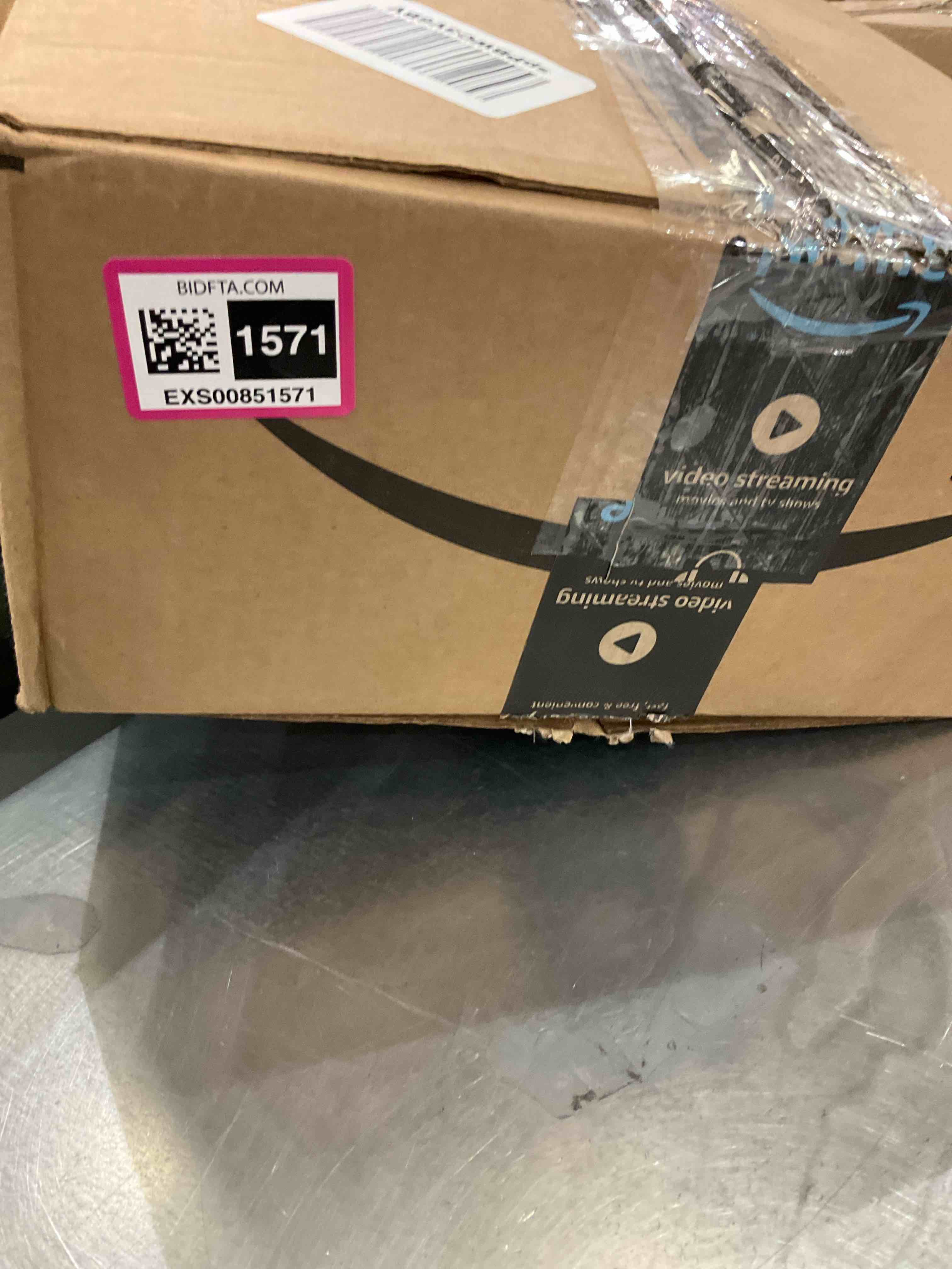 https://s3.amazonaws.com/lotting-images-prod/bidfta/EXS00851571_1704470874986.jpeg