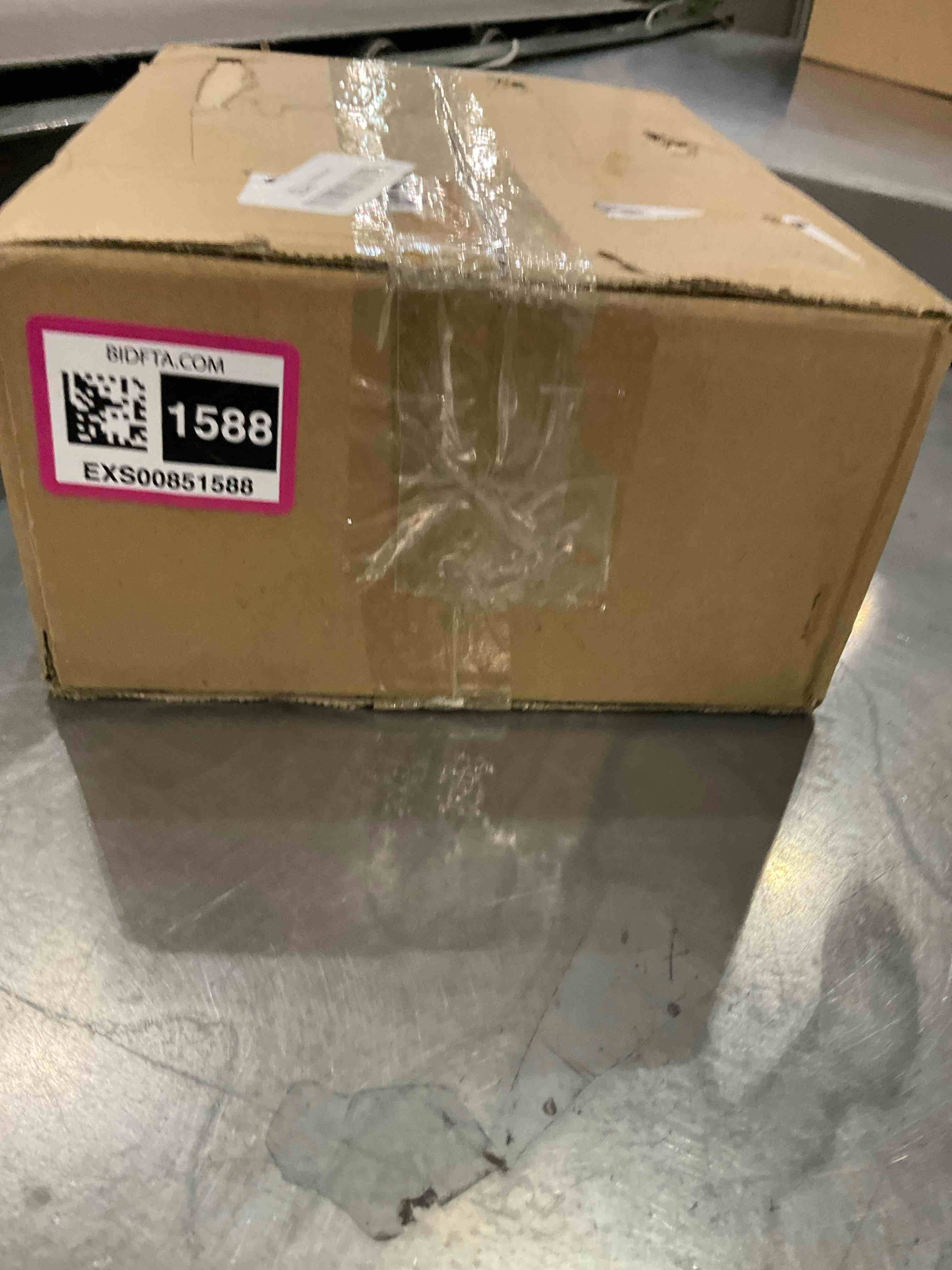 https://s3.amazonaws.com/lotting-images-prod/bidfta/EXS00851588_1704472599782.jpeg
