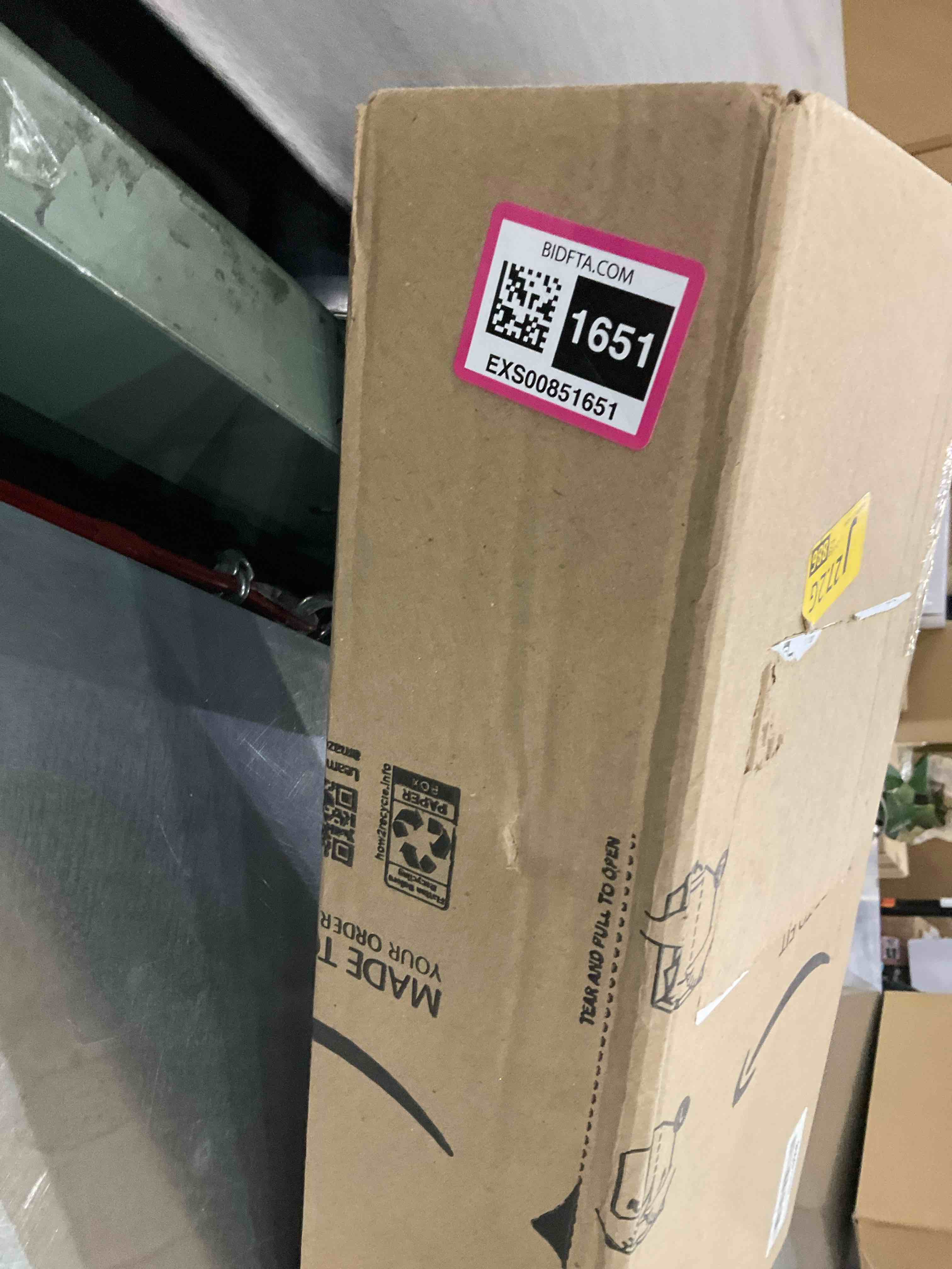 https://s3.amazonaws.com/lotting-images-prod/bidfta/EXS00851651_1704484040412.jpeg