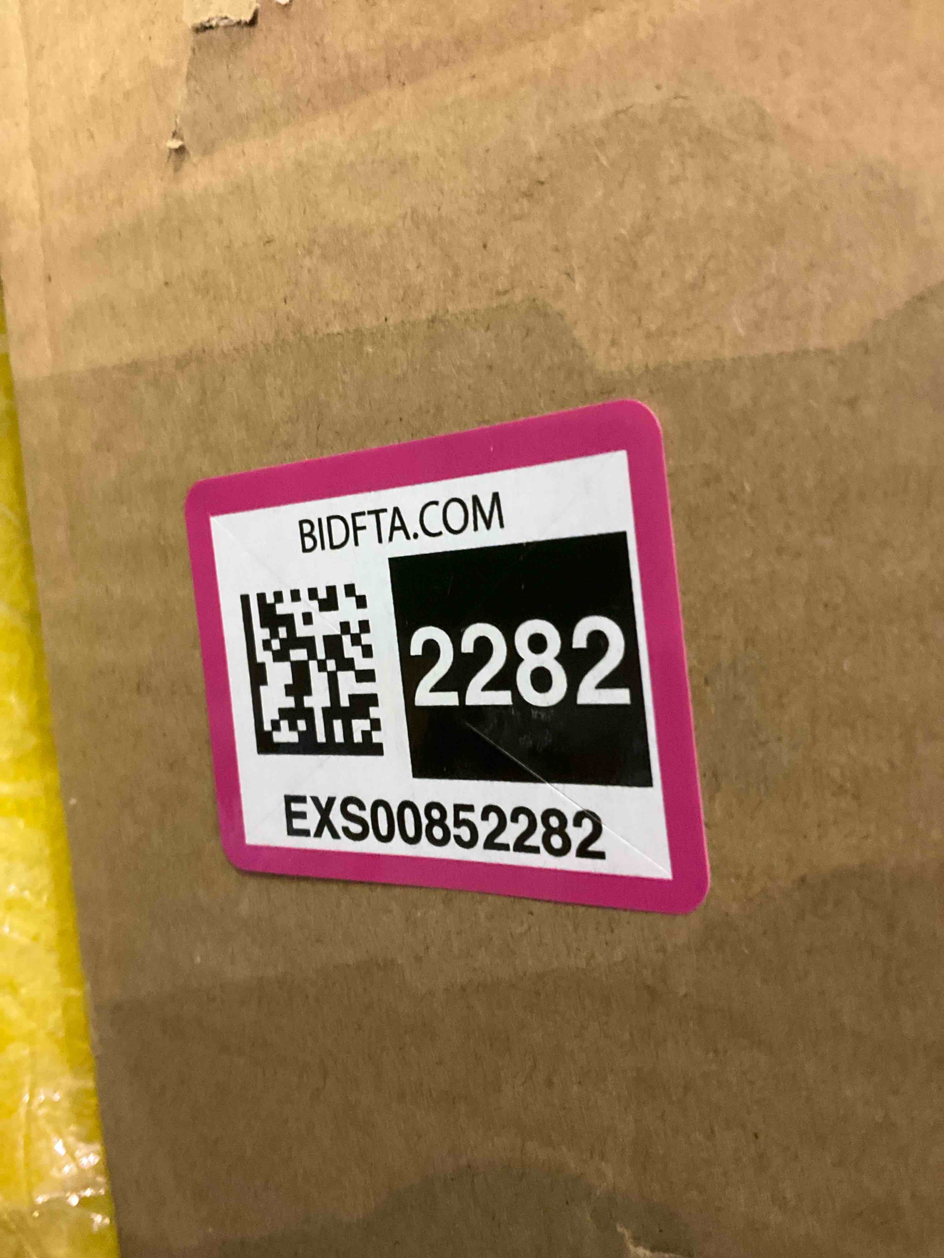 https://s3.amazonaws.com/lotting-images-prod/bidfta/EXS00852282_1704370594971.jpeg