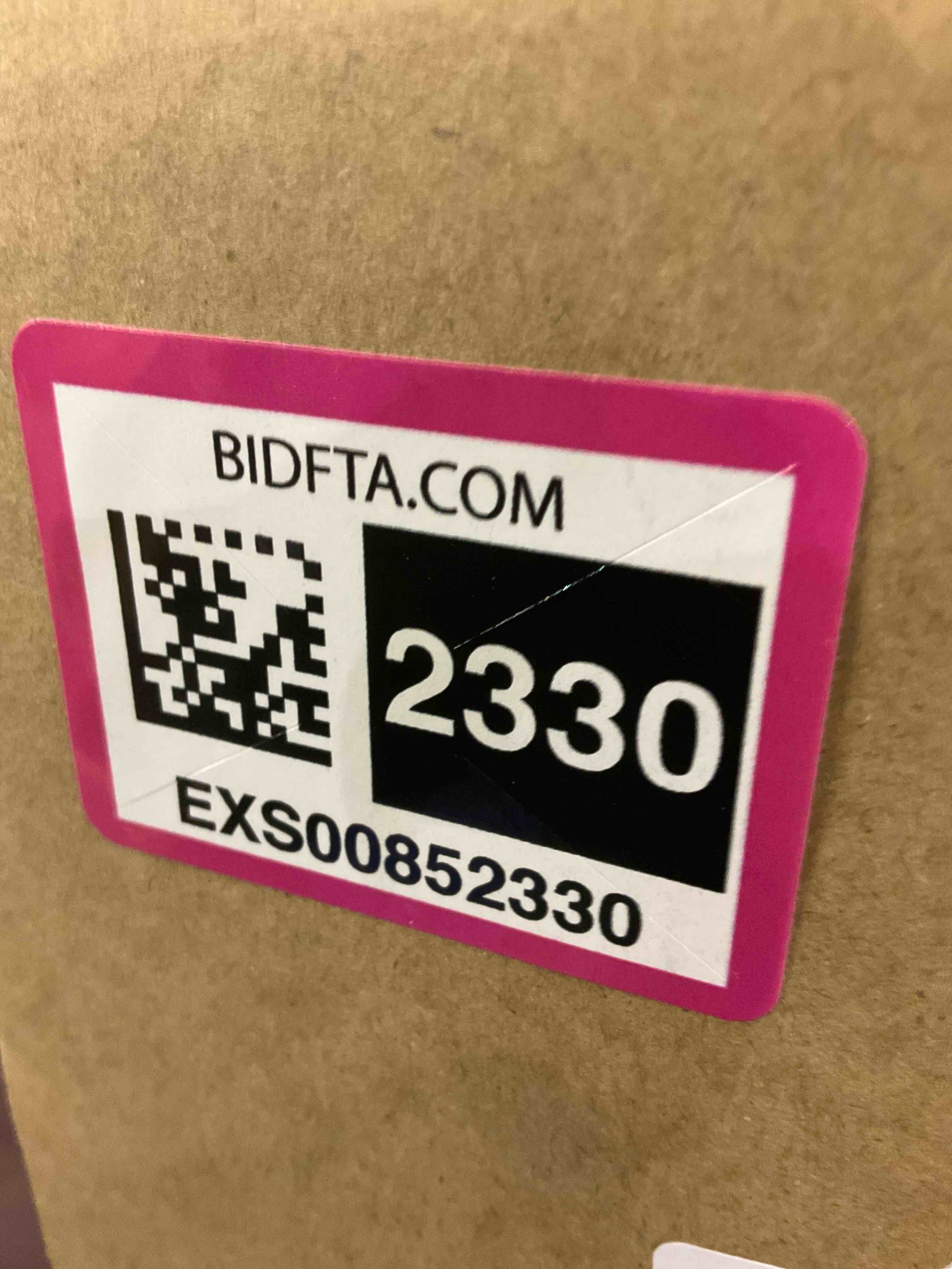 https://s3.amazonaws.com/lotting-images-prod/bidfta/EXS00852330_1704390350400.jpeg