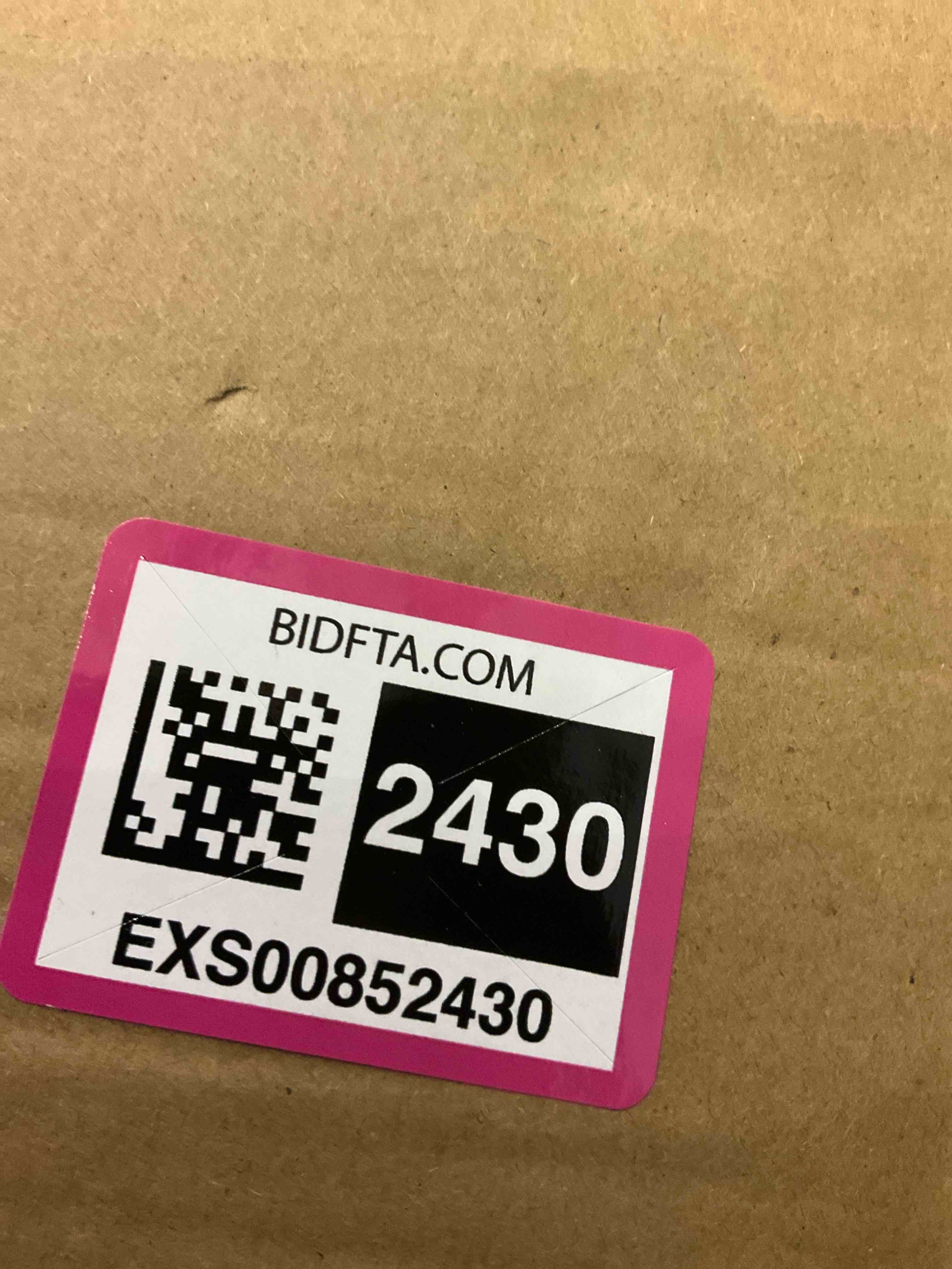https://s3.amazonaws.com/lotting-images-prod/bidfta/EXS00852430_1704462131487.jpeg