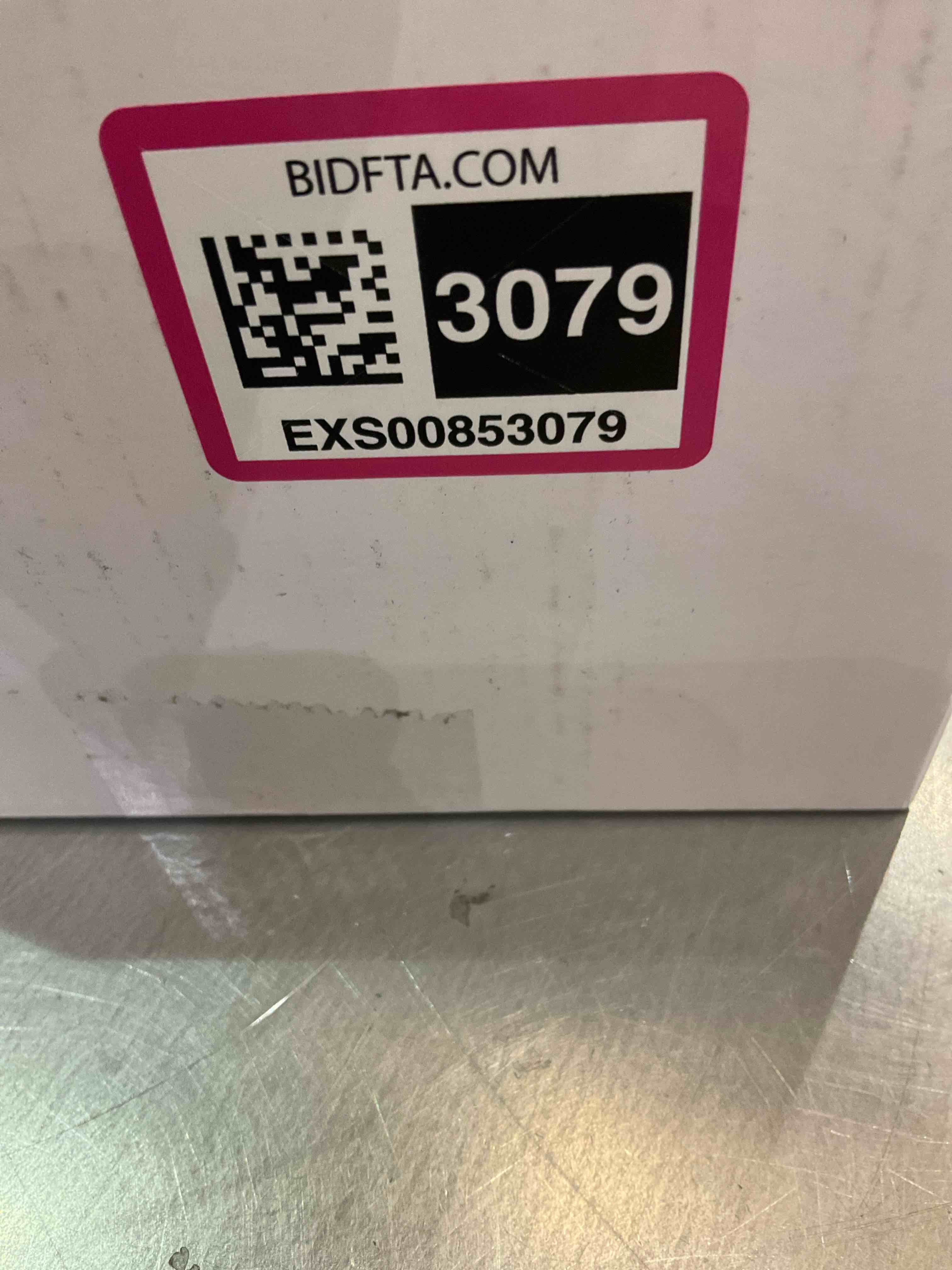 https://s3.amazonaws.com/lotting-images-prod/bidfta/EXS00853079_1704392270047.jpeg