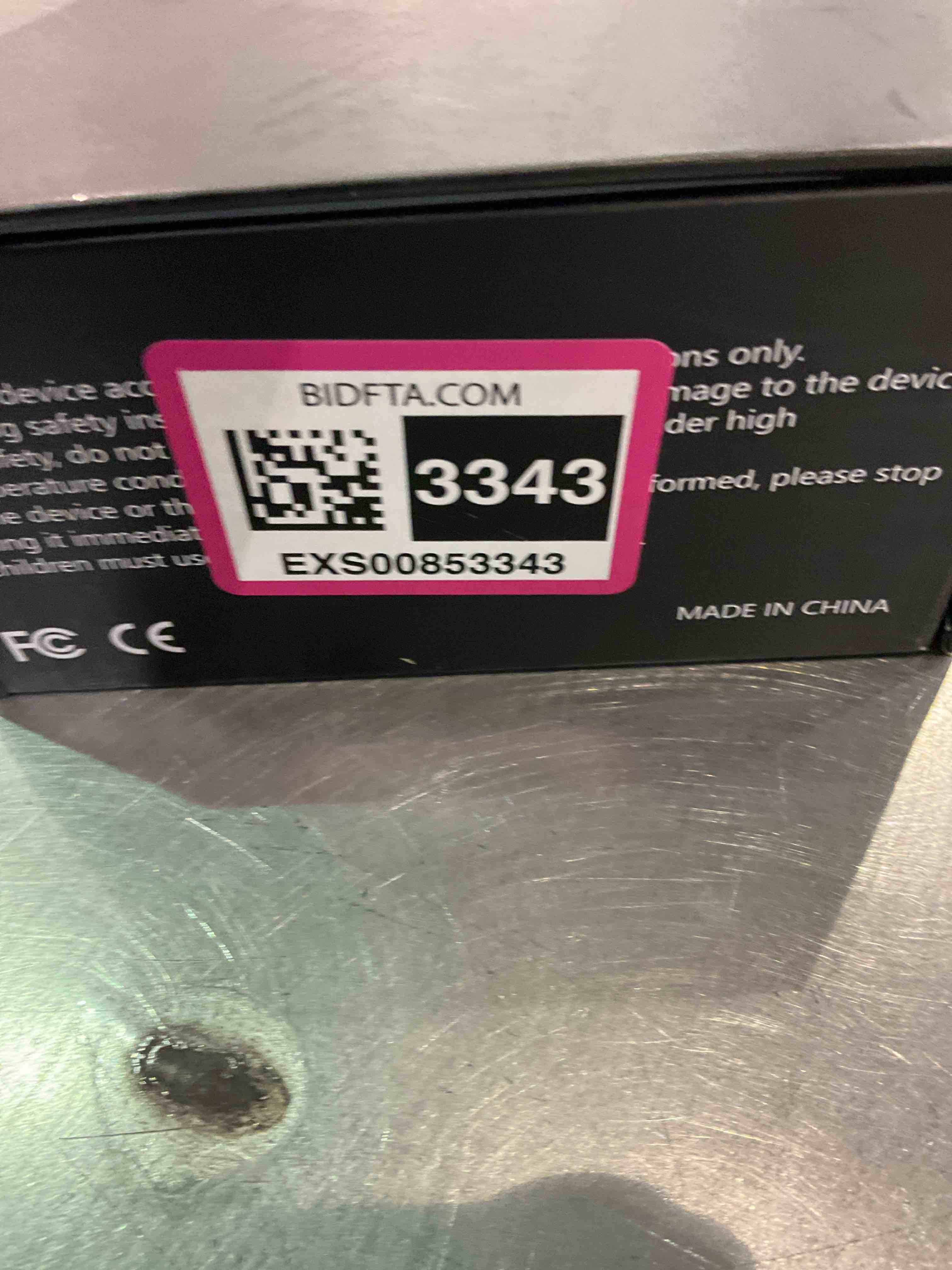 https://s3.amazonaws.com/lotting-images-prod/bidfta/EXS00853343_1704718794279.jpeg