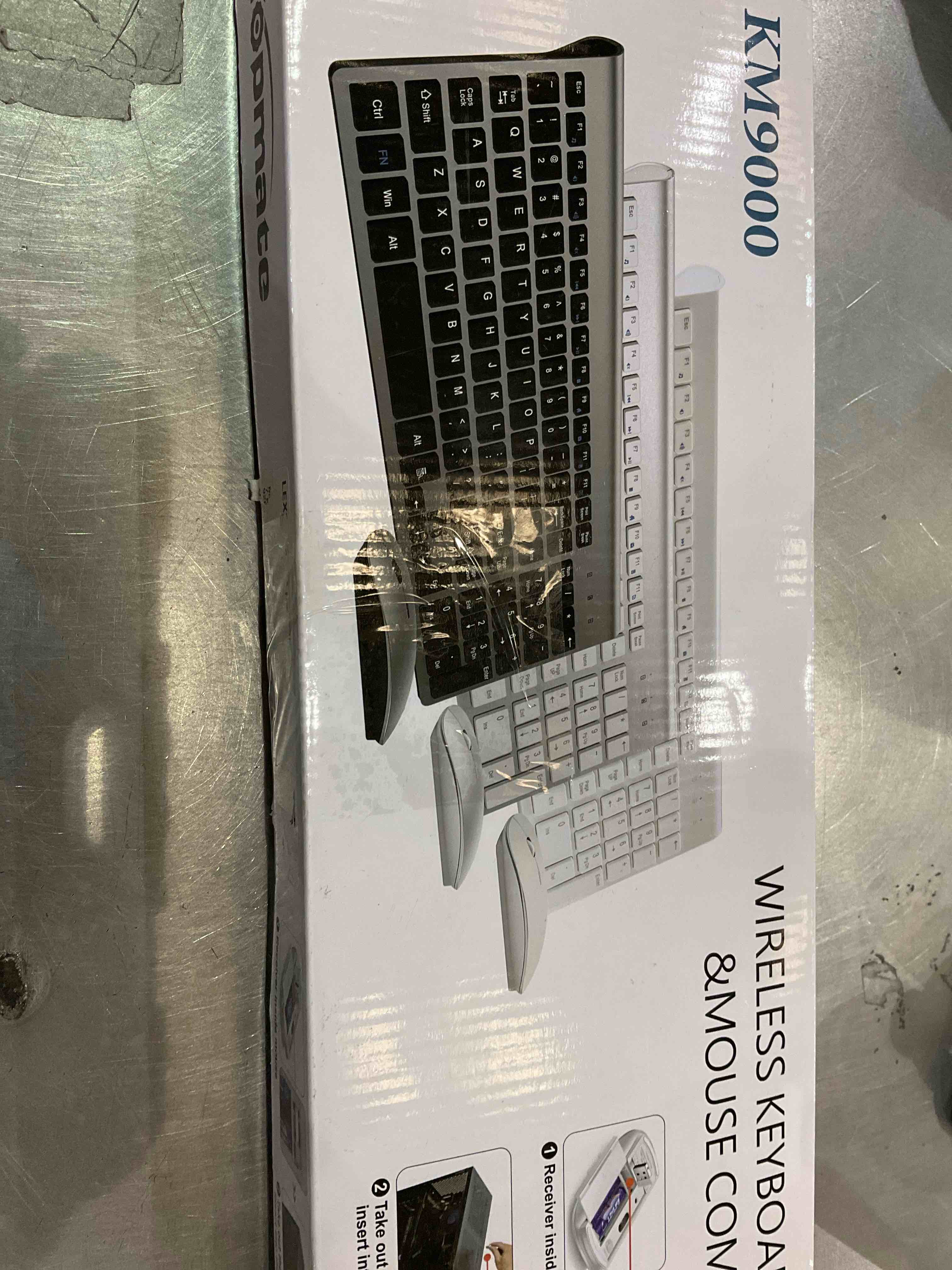 https://s3.amazonaws.com/lotting-images-prod/bidfta/EXS00853425_1704741917024.jpeg