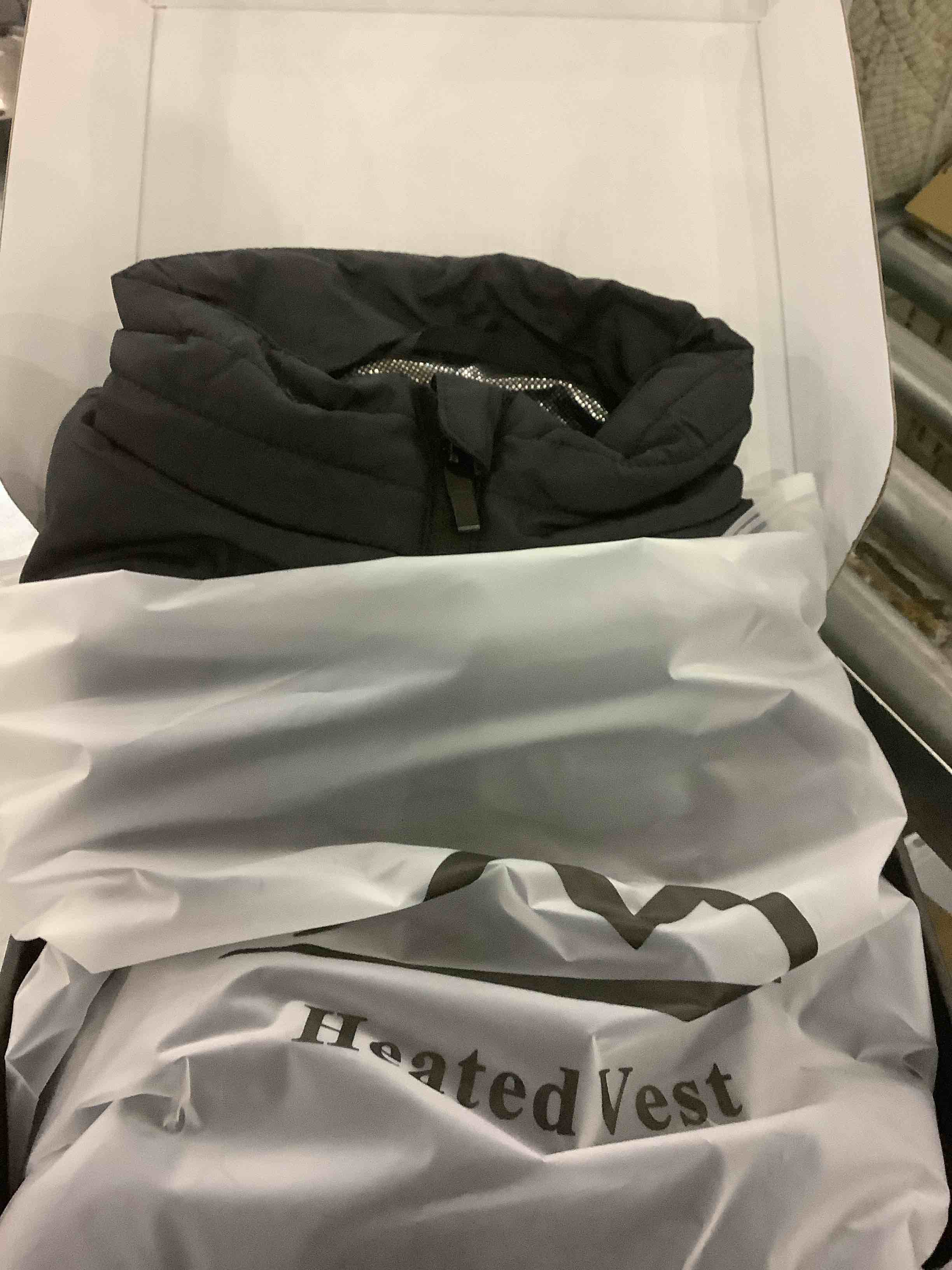 https://s3.amazonaws.com/lotting-images-prod/bidfta/EXS00853628_1703872233129.jpeg