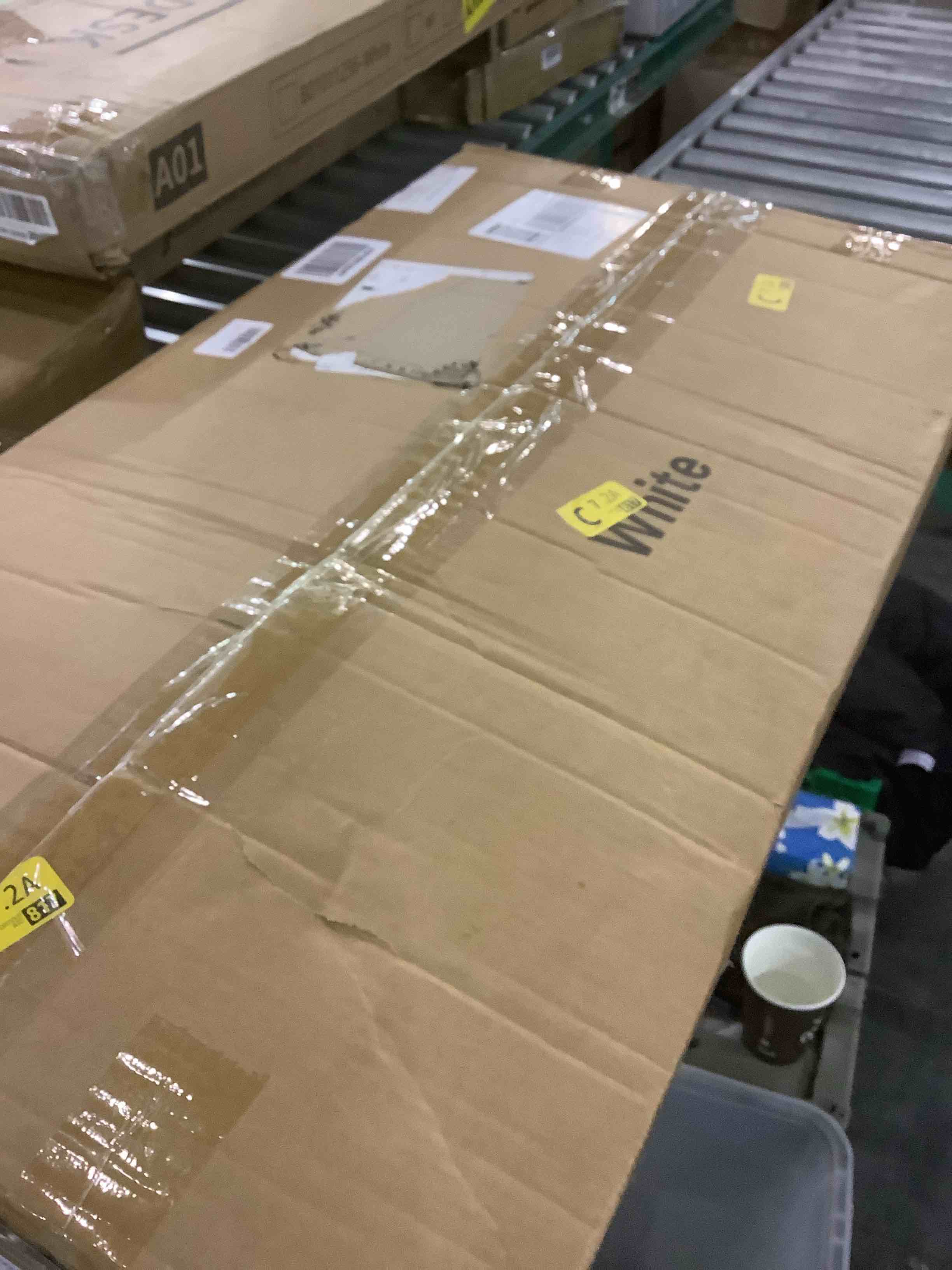 https://s3.amazonaws.com/lotting-images-prod/bidfta/EXS00853686_1704200539108.jpeg