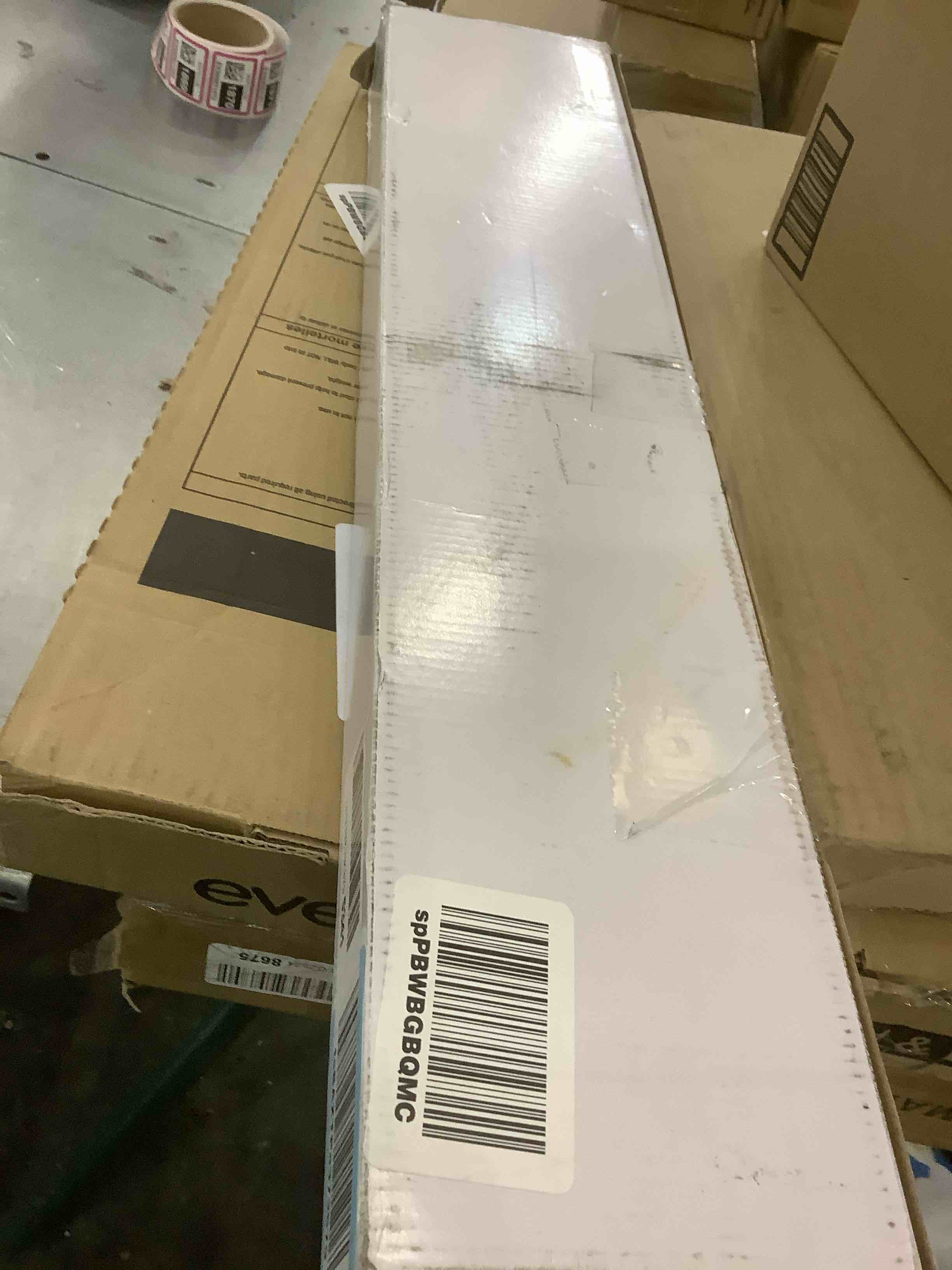 https://s3.amazonaws.com/lotting-images-prod/bidfta/EXS00853749_1704219315244.jpeg