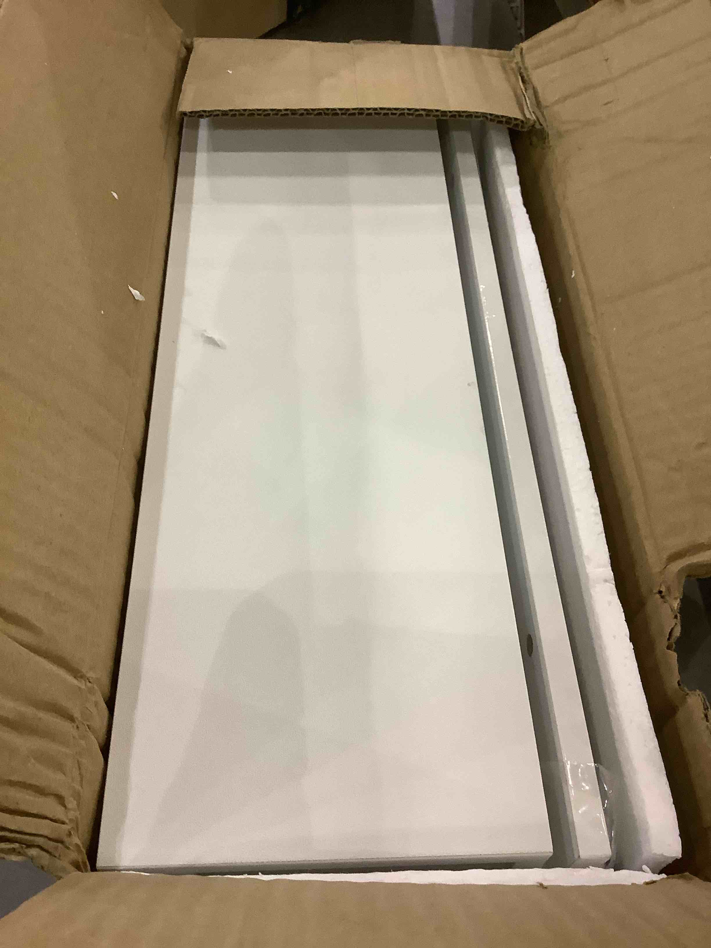 https://s3.amazonaws.com/lotting-images-prod/bidfta/EXS00853795_1704286394660.jpeg