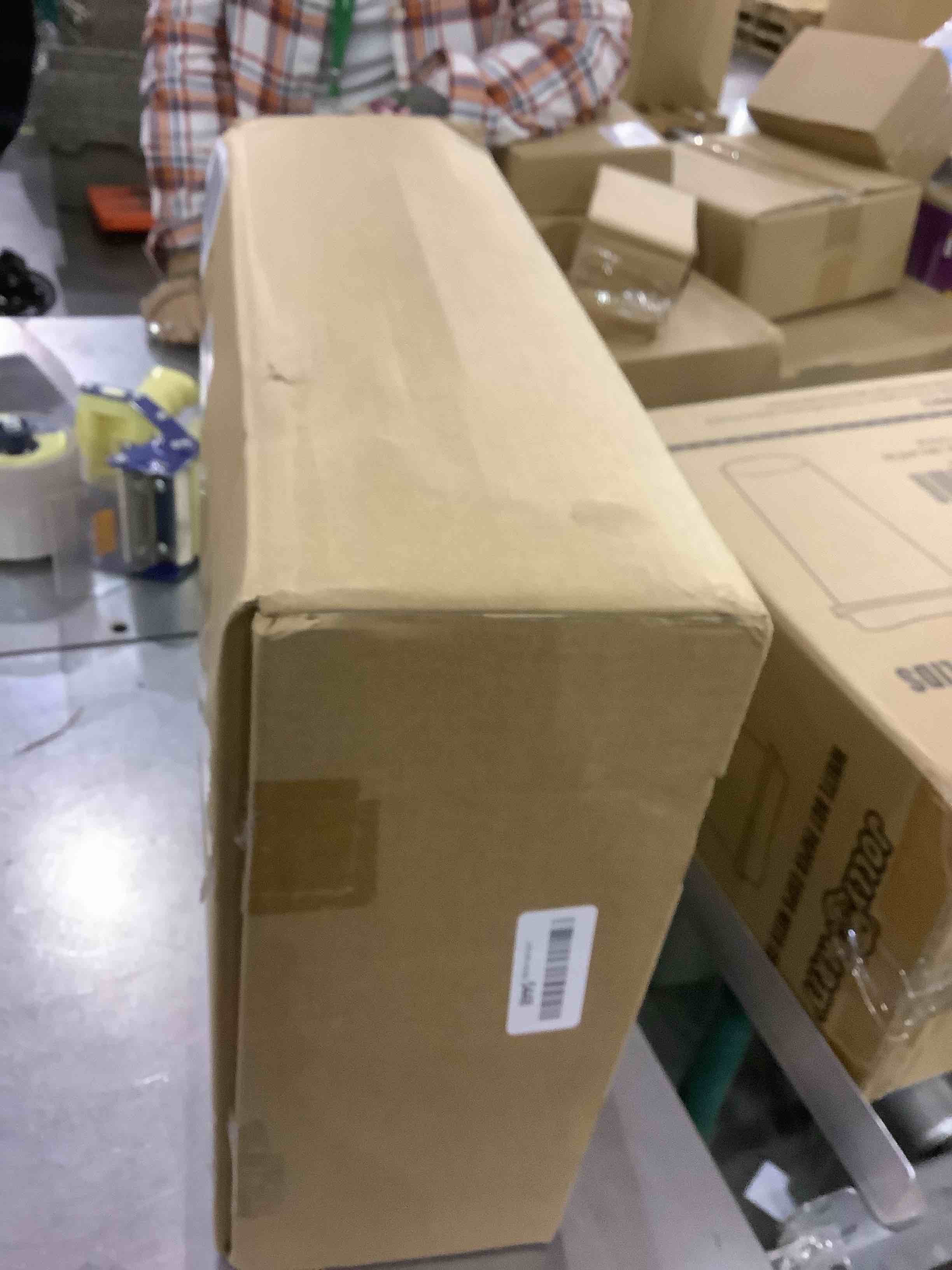 https://s3.amazonaws.com/lotting-images-prod/bidfta/EXS00853967_1704460881662.jpeg