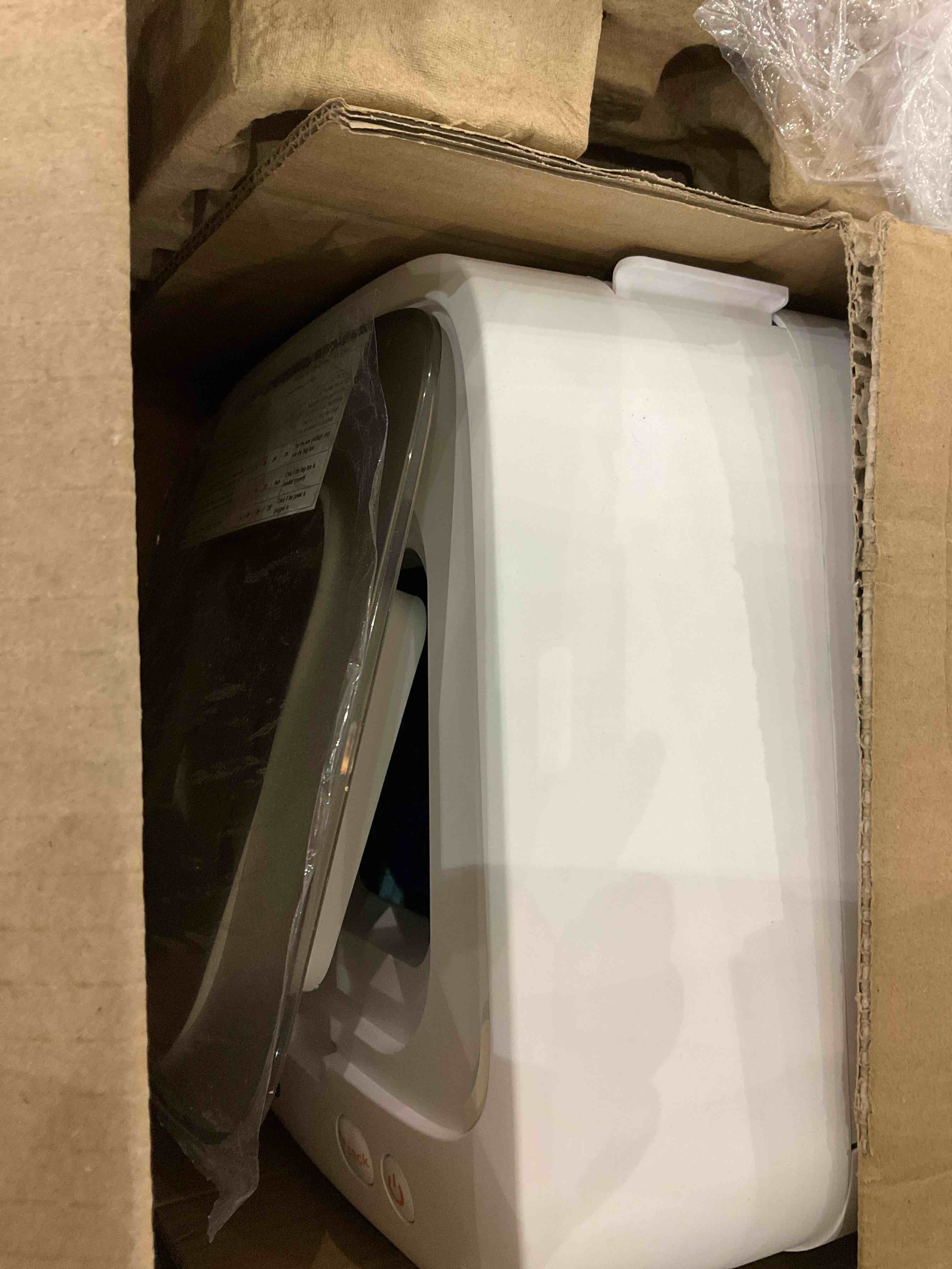https://s3.amazonaws.com/lotting-images-prod/bidfta/EXS00854437_1704207092465.jpeg
