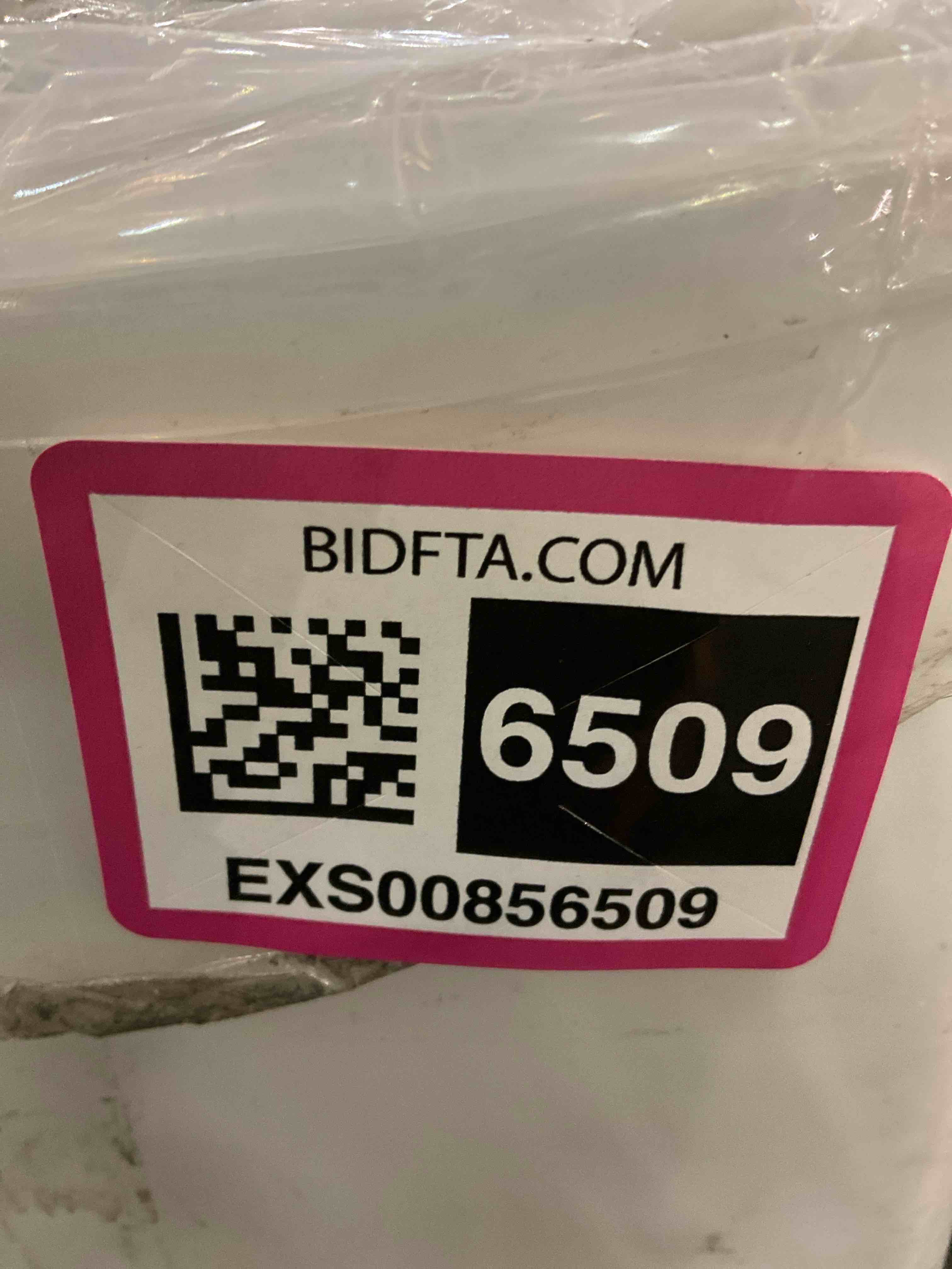 https://s3.amazonaws.com/lotting-images-prod/bidfta/EXS00856509_1704209099313.jpeg
