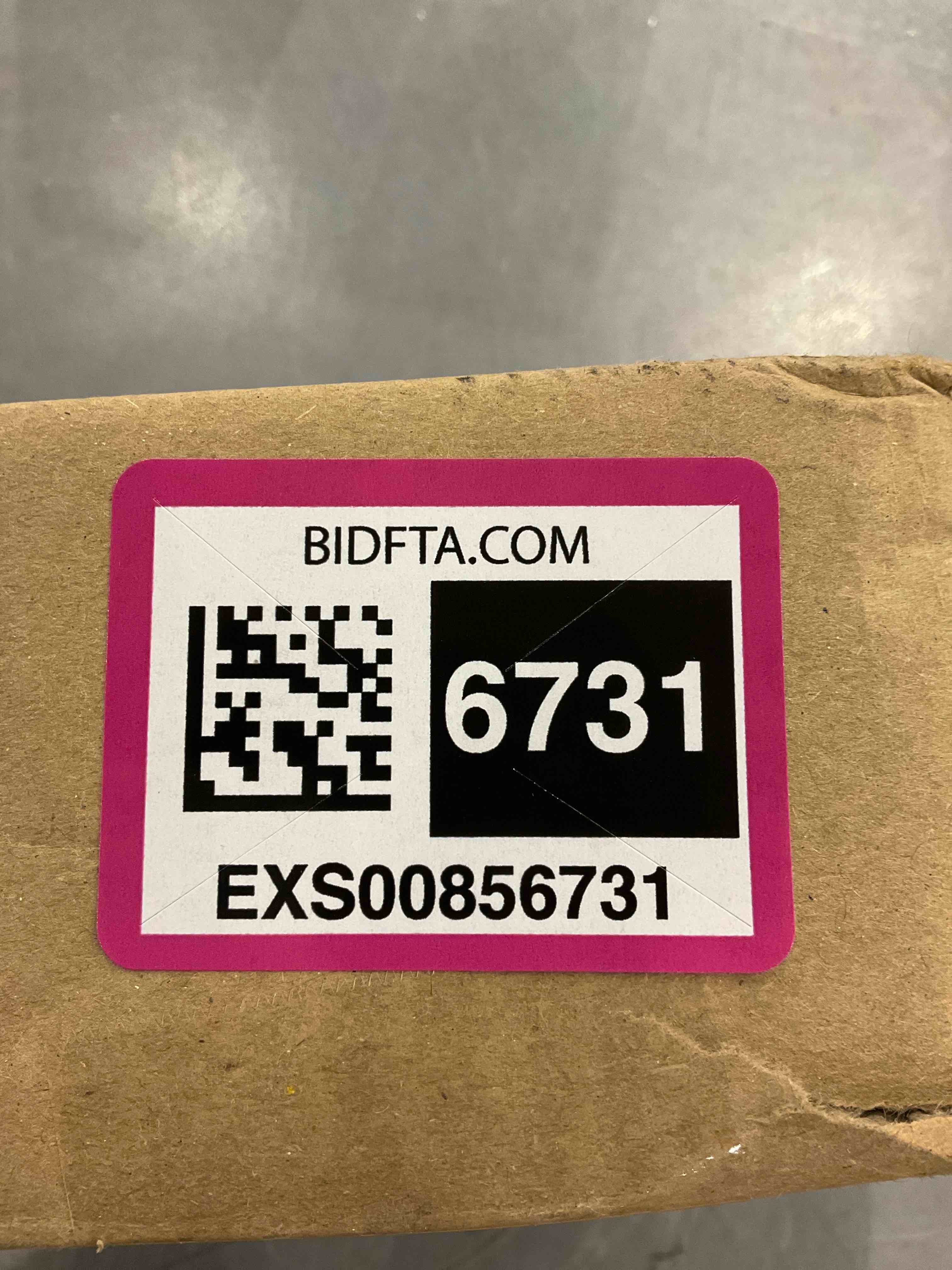 https://s3.amazonaws.com/lotting-images-prod/bidfta/EXS00856731_1704385716452.jpeg