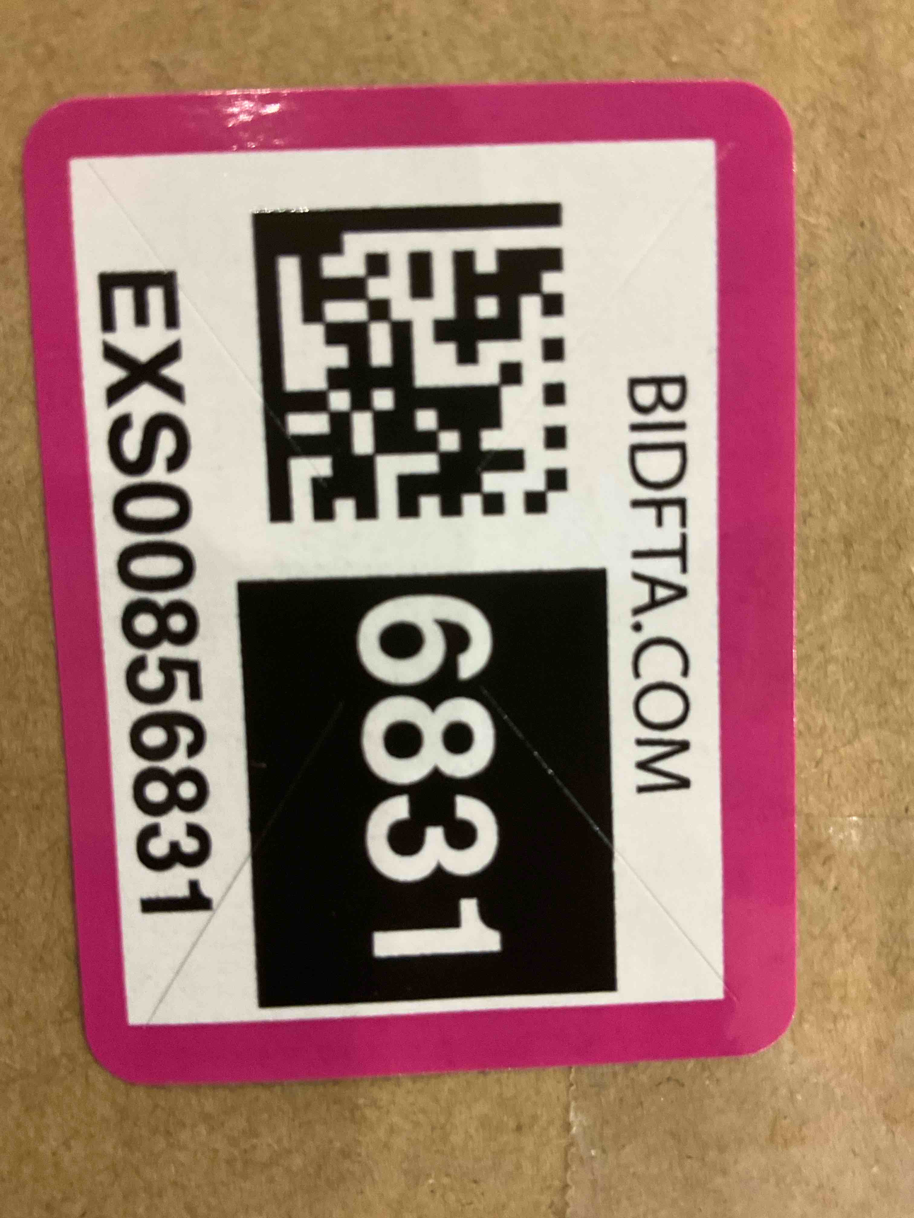 https://s3.amazonaws.com/lotting-images-prod/bidfta/EXS00856831_1704812637294.jpeg