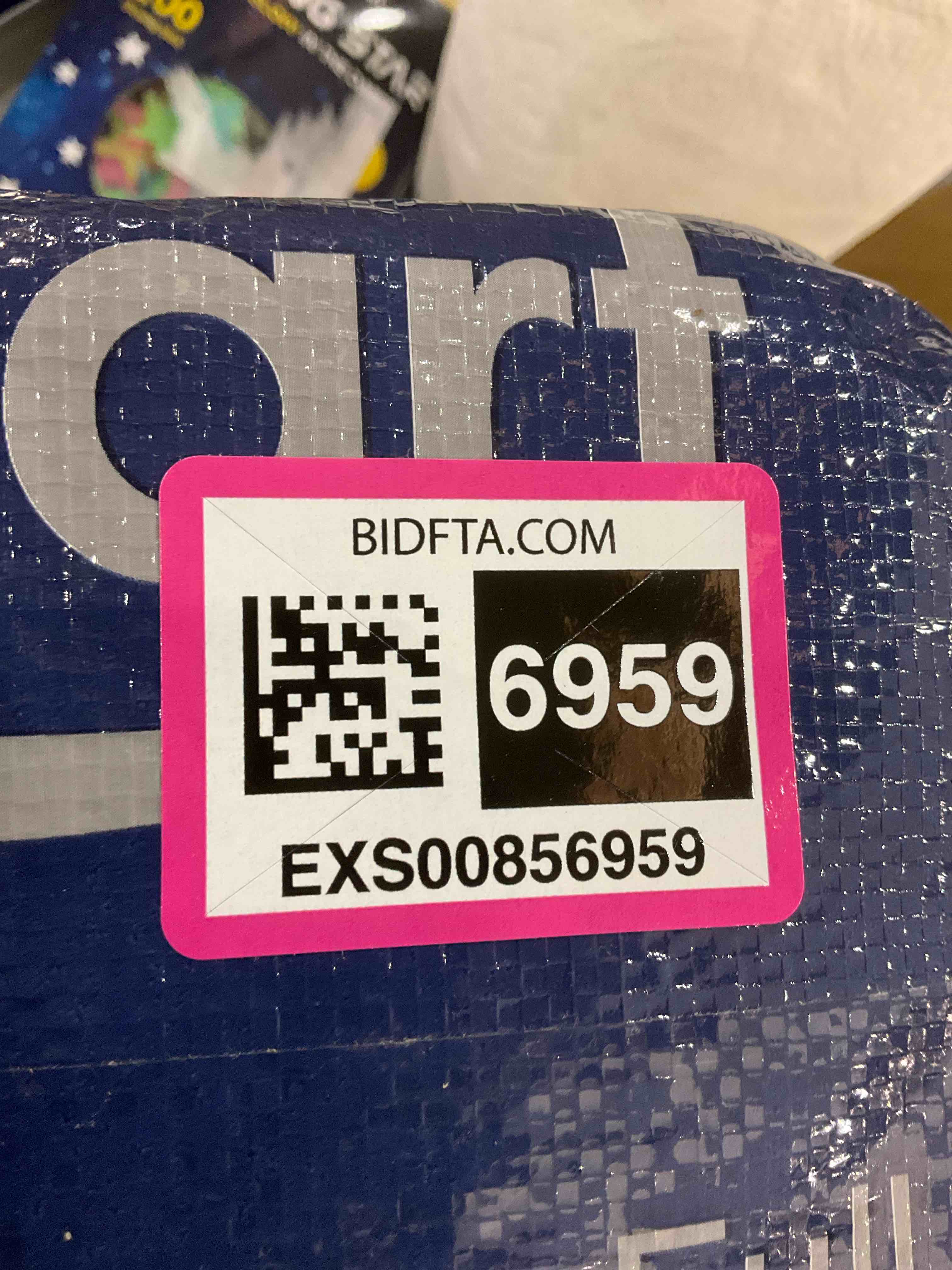 https://s3.amazonaws.com/lotting-images-prod/bidfta/EXS00856959_1704899040615.jpeg