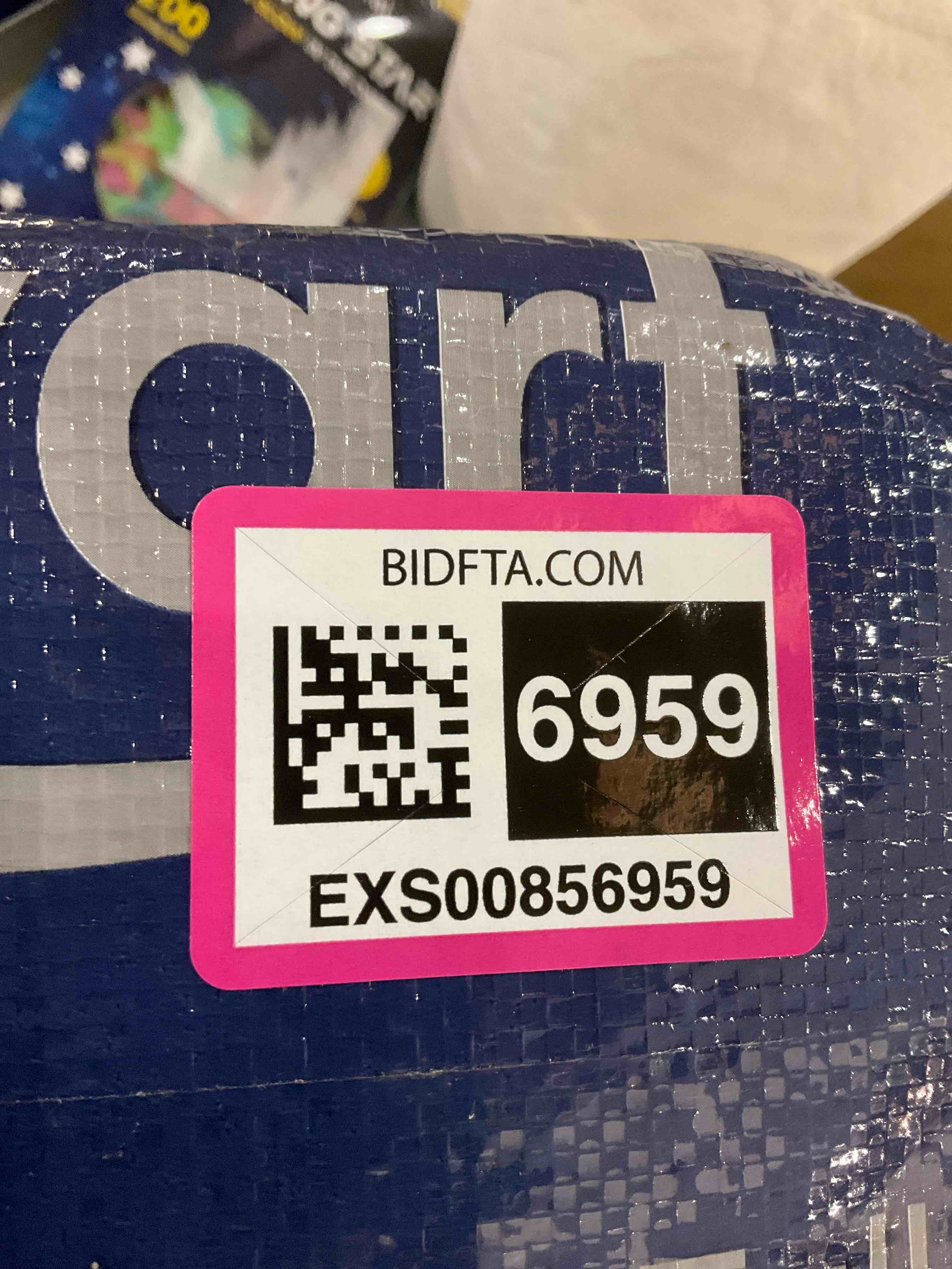 https://s3.amazonaws.com/lotting-images-prod/bidfta/EXS00856959_1704899041881.jpeg