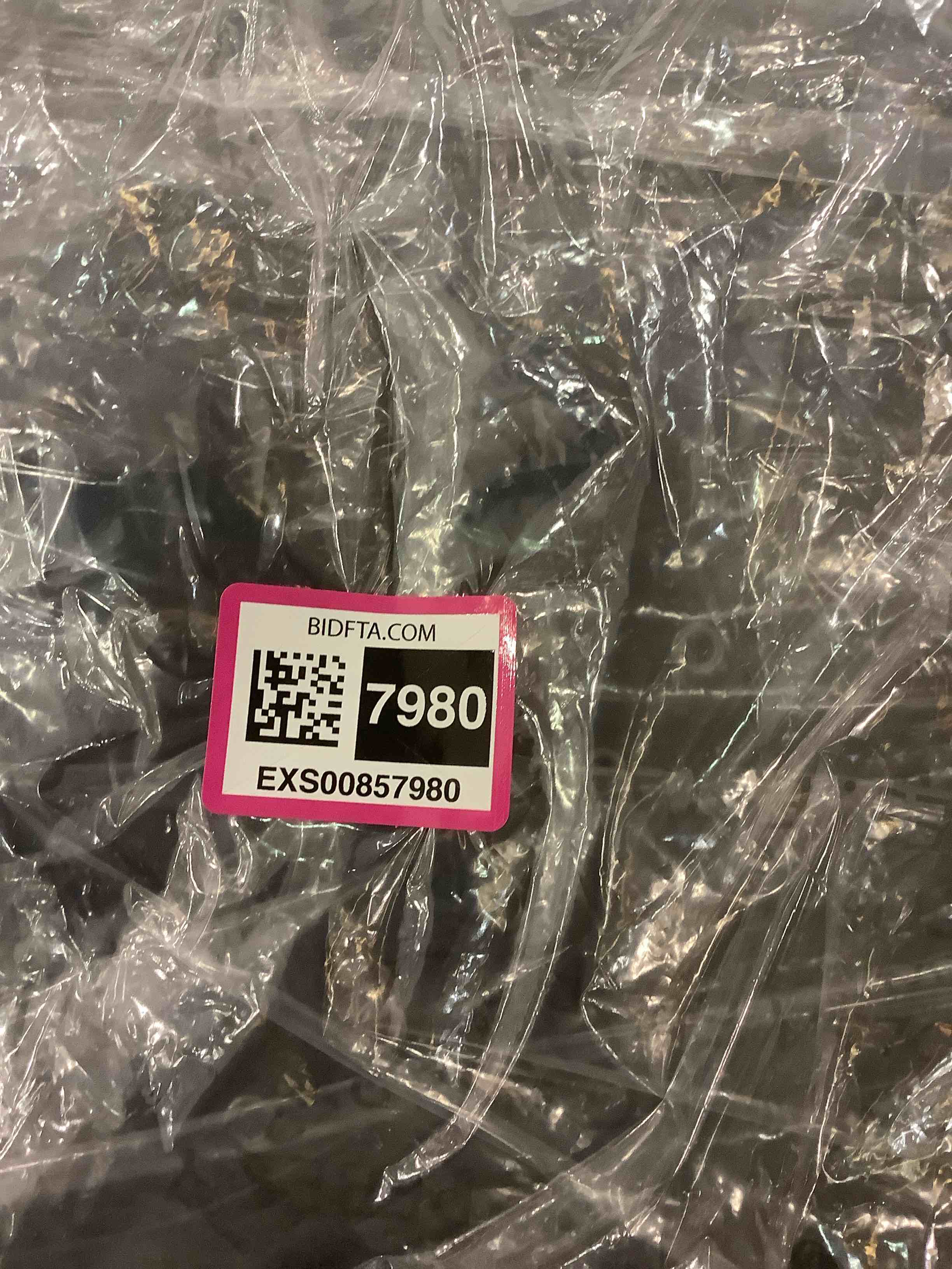 https://s3.amazonaws.com/lotting-images-prod/bidfta/EXS00857980_1704219295244.jpeg