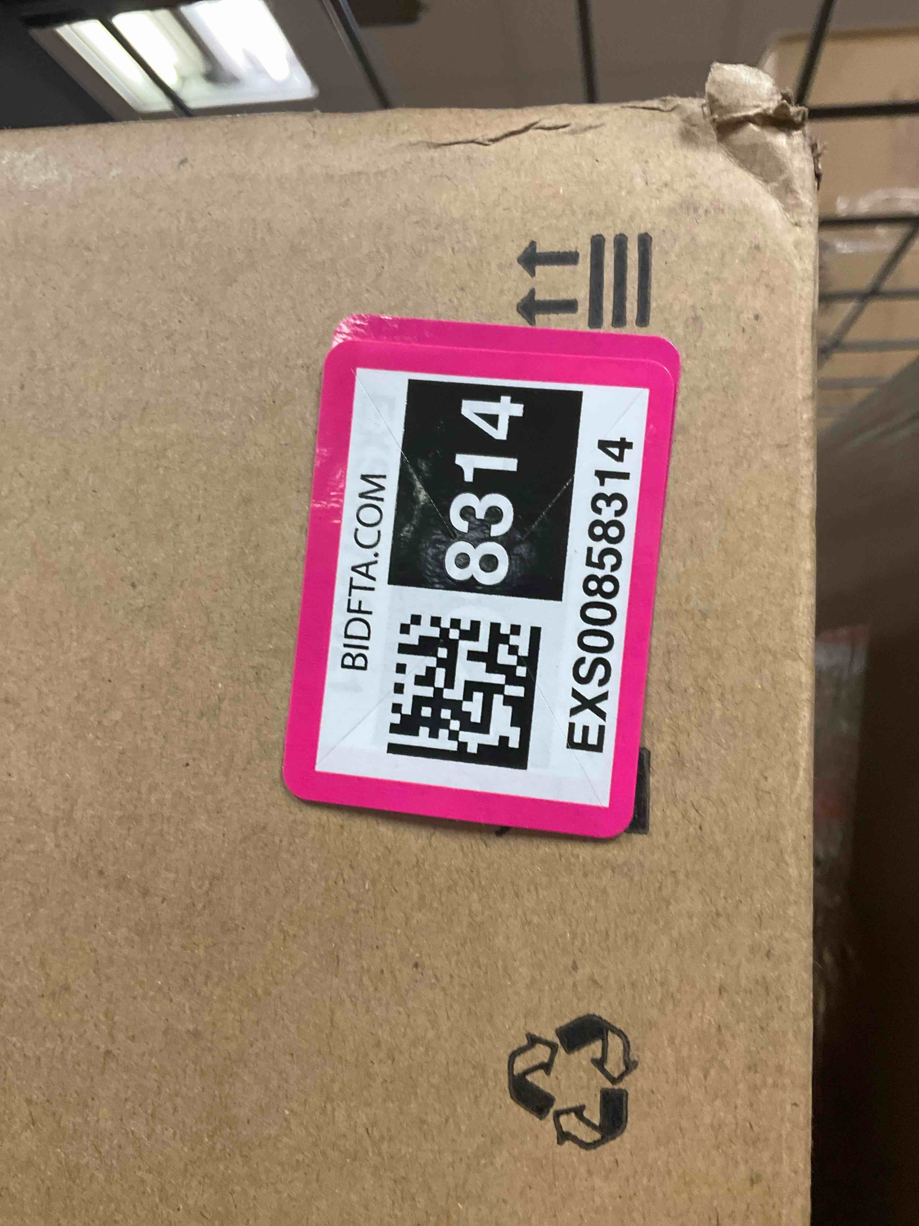 https://s3.amazonaws.com/lotting-images-prod/bidfta/EXS00858314_1705956508450.jpeg