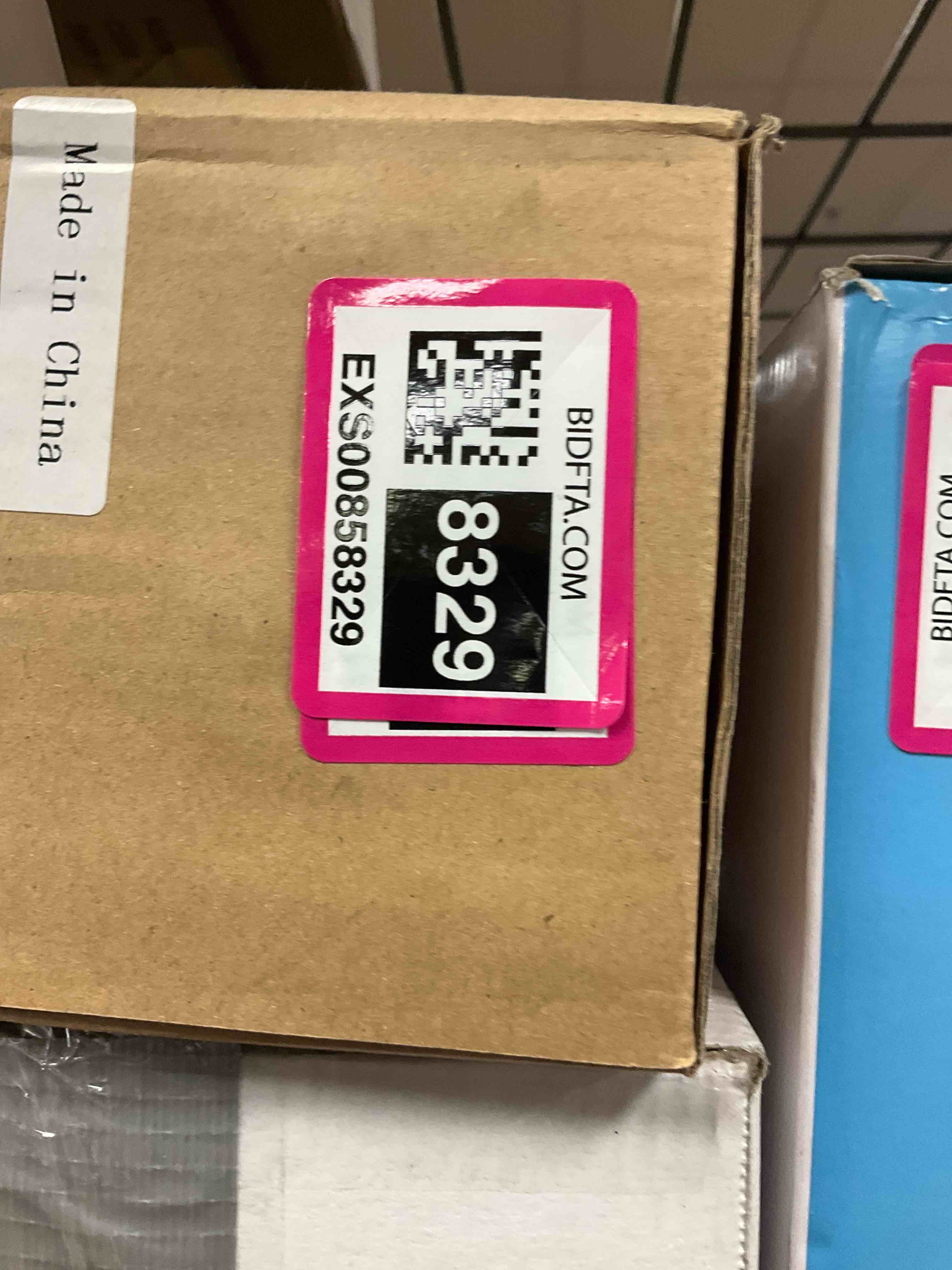 https://s3.amazonaws.com/lotting-images-prod/bidfta/EXS00858329_1705956800540.jpeg